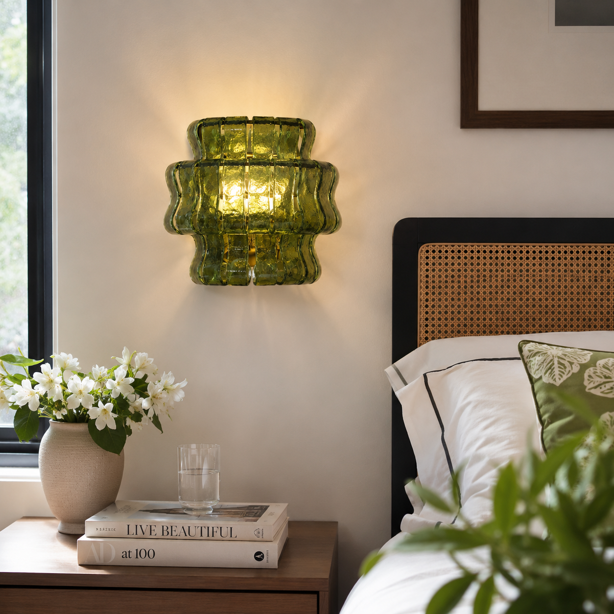 Elvaren Sculptural Wall Sconce