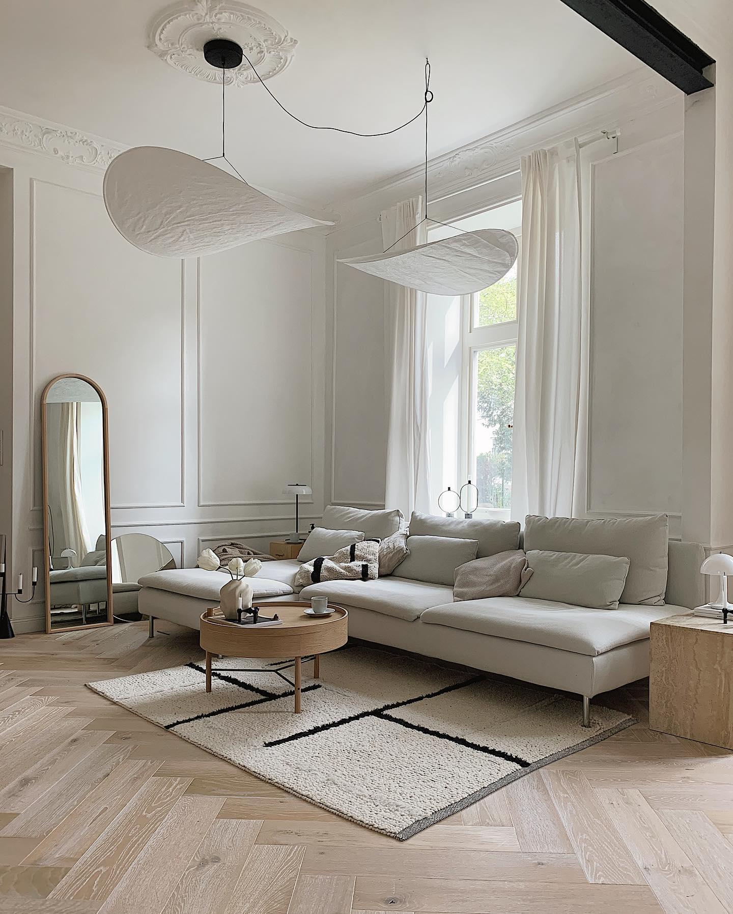 Aeris Cloud Disc Pendant Light