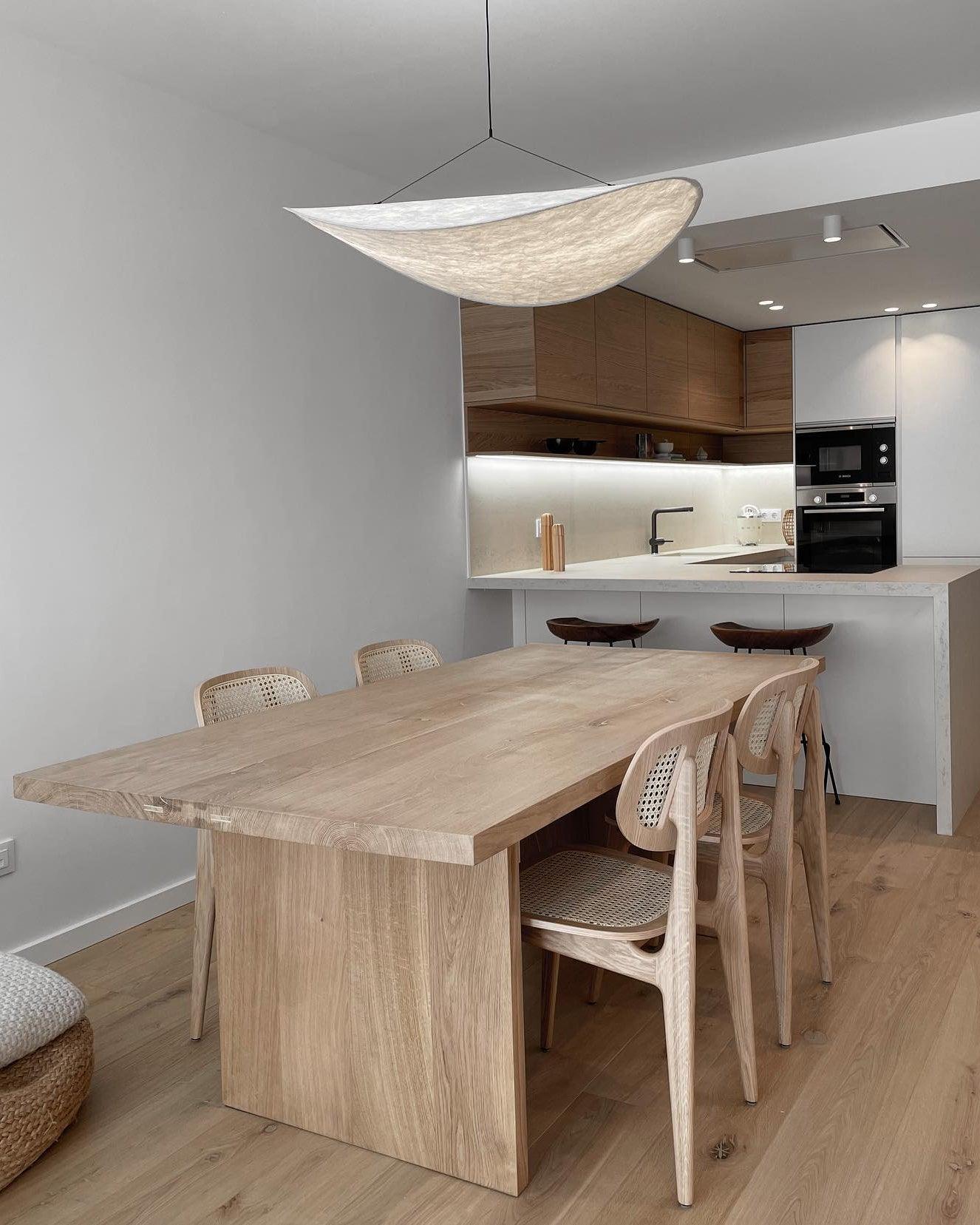Aeris Cloud Disc Pendant Light