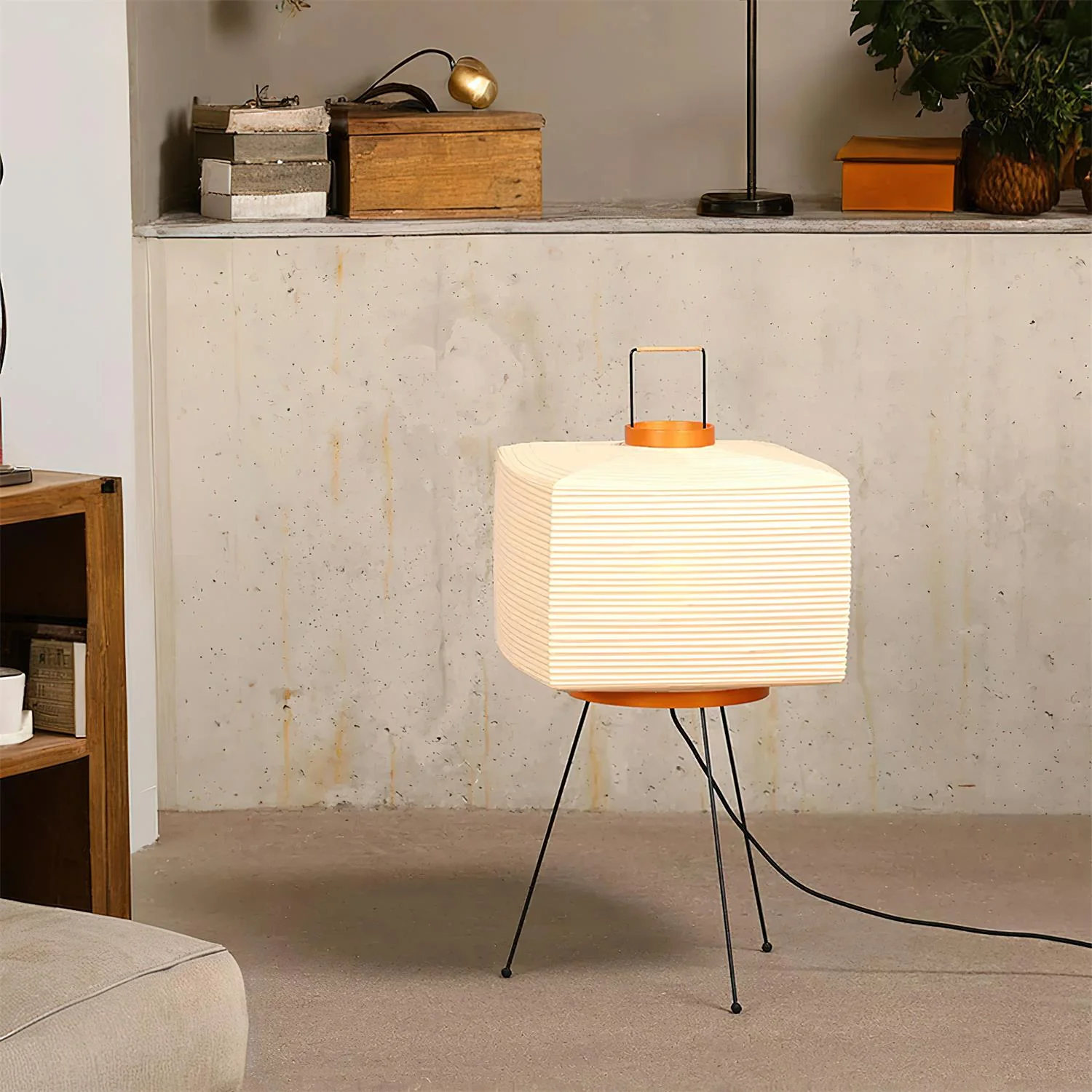 Sora Washi Paper Tripod Lamp