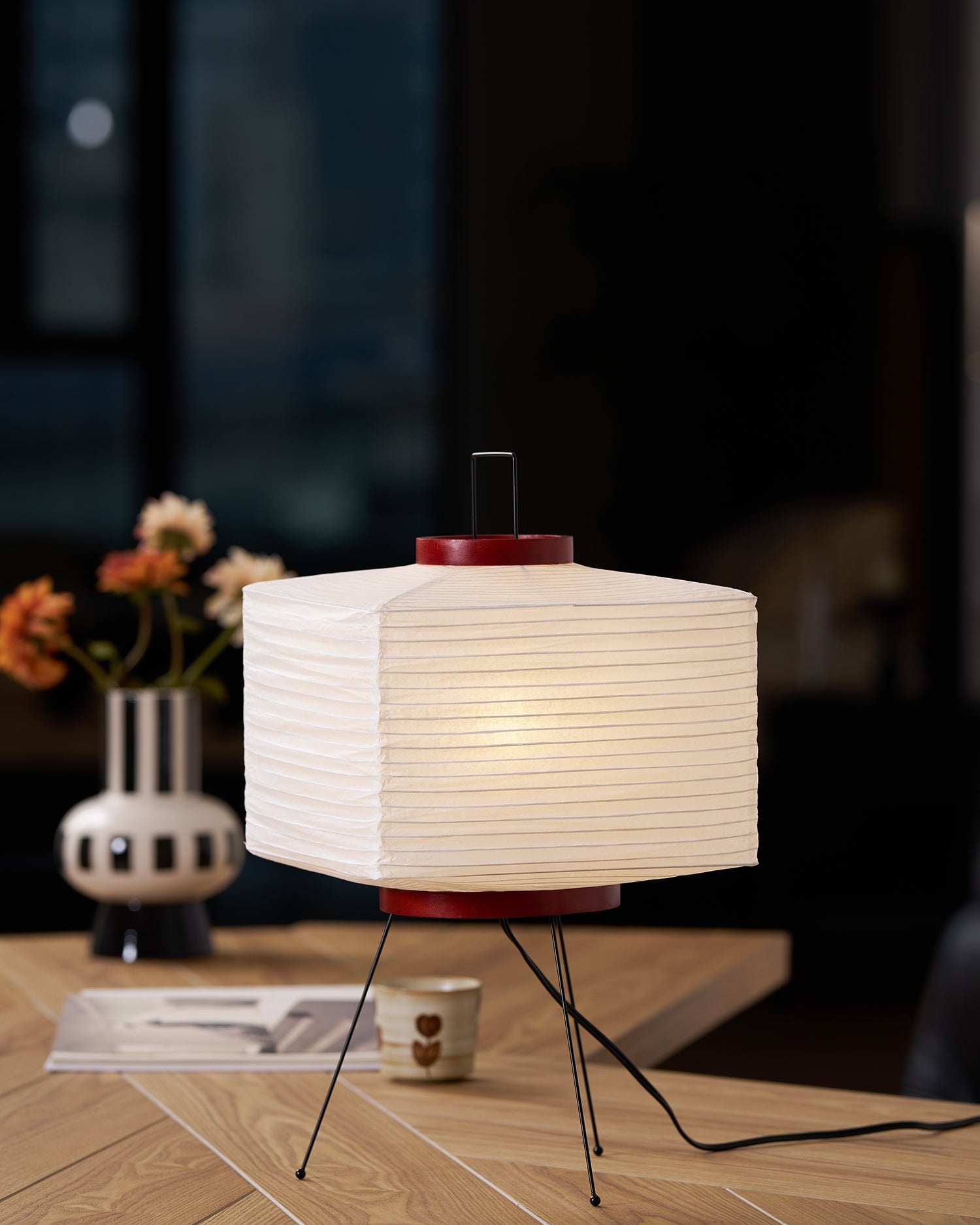 Sora Washi Paper Tripod Lamp