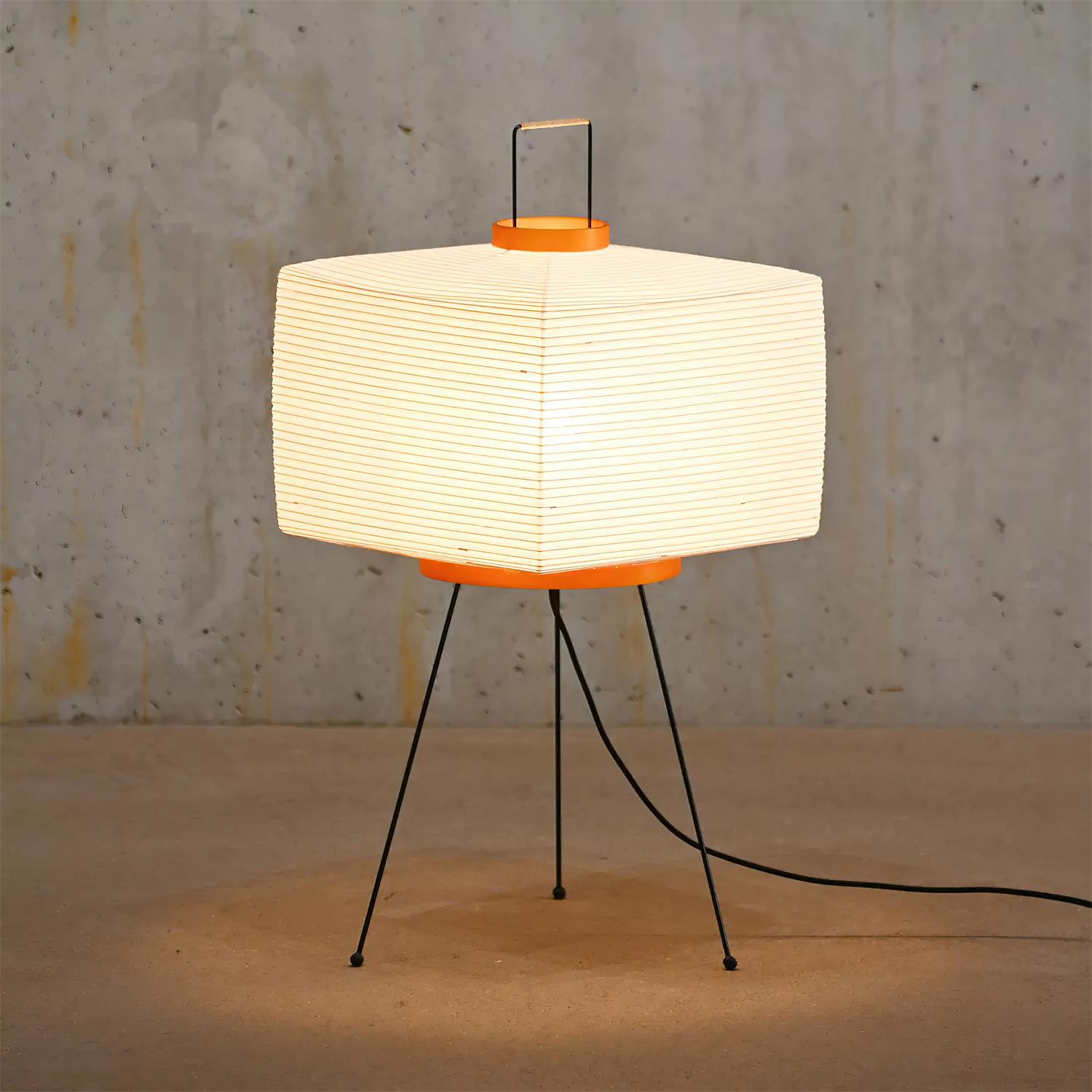 Sora Washi Paper Tripod Lamp