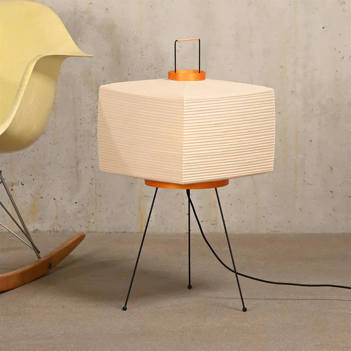 Sora Washi Paper Tripod Lamp