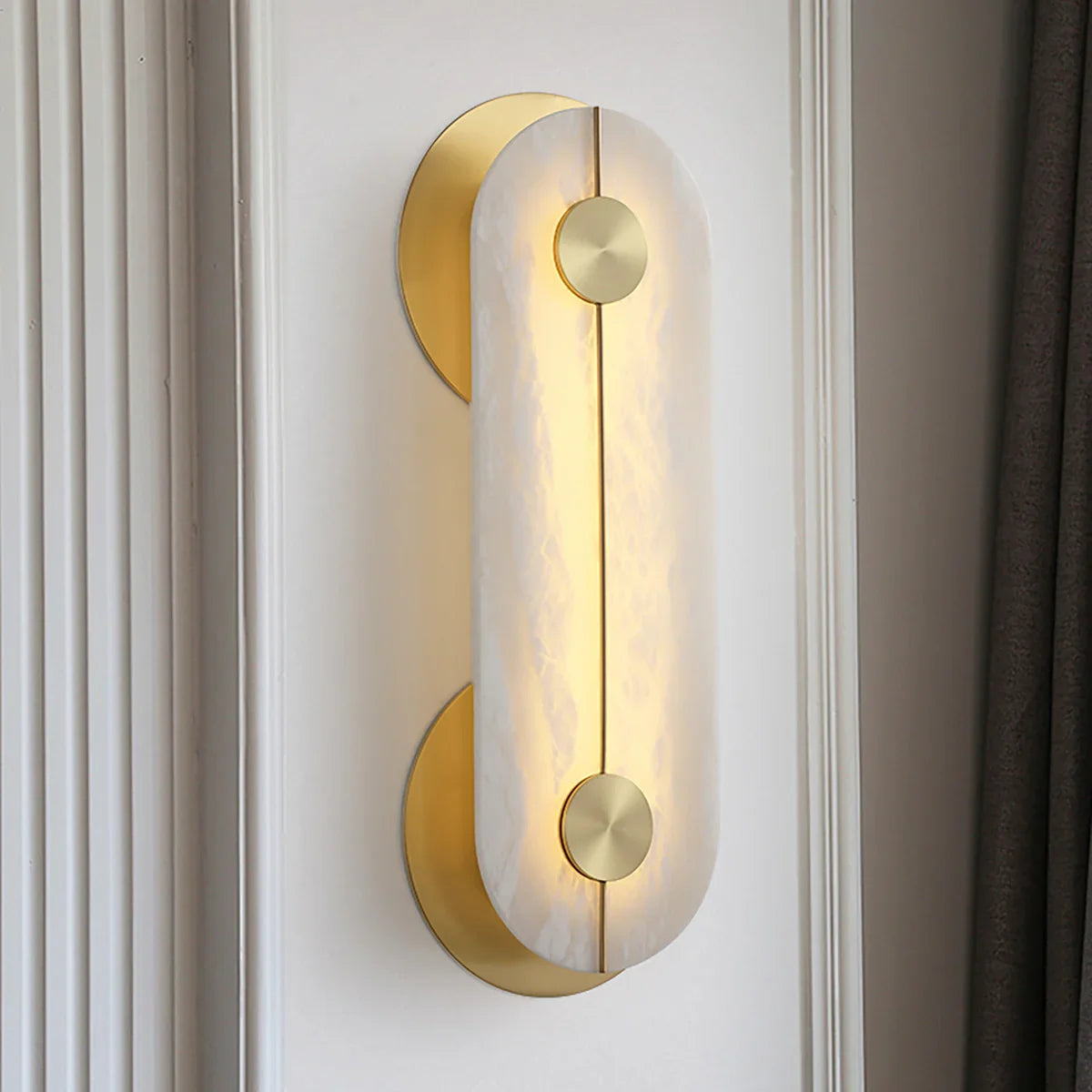 Alabaster Obvara Oval Wall Light