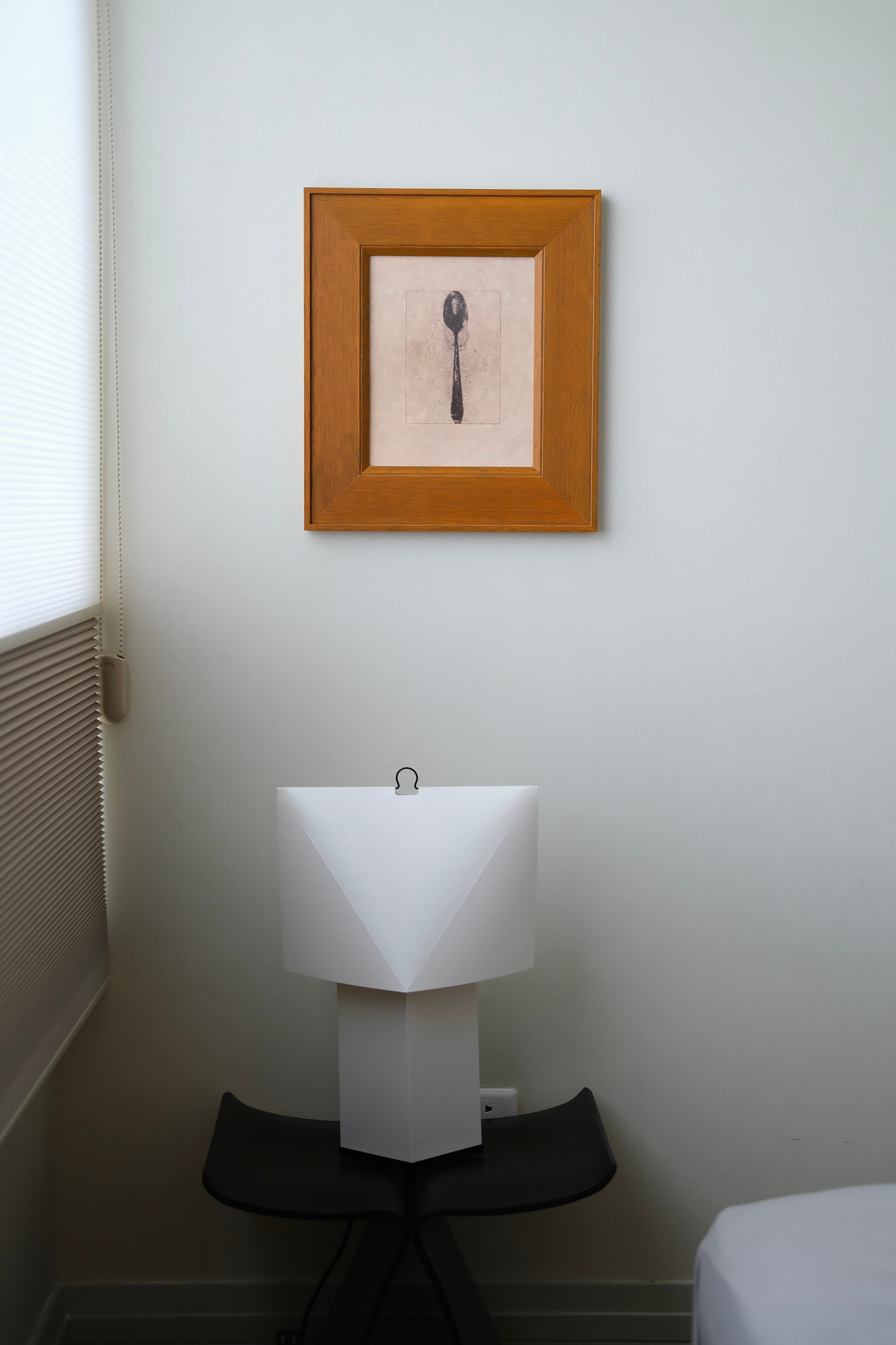 Aplat Table Lamp