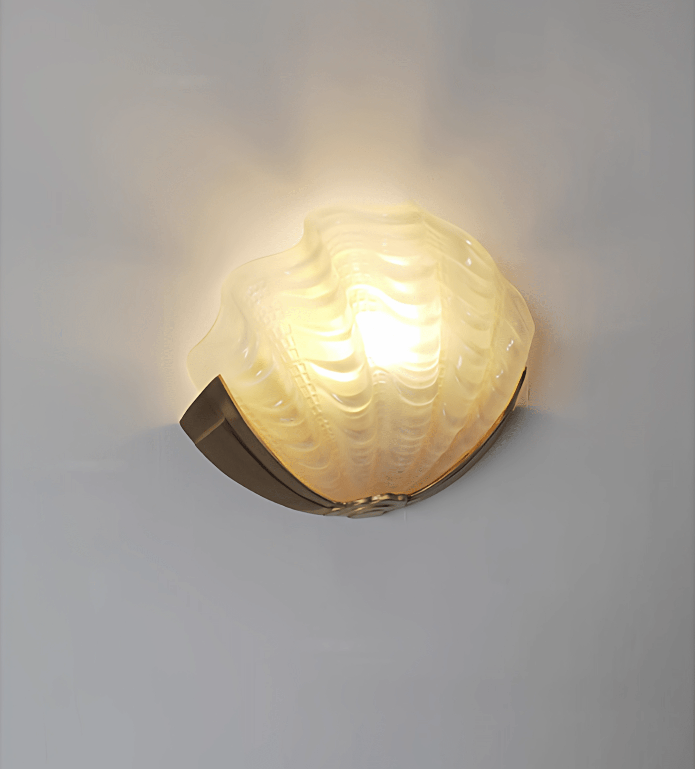 Art Deco Scallop Wall Sconce