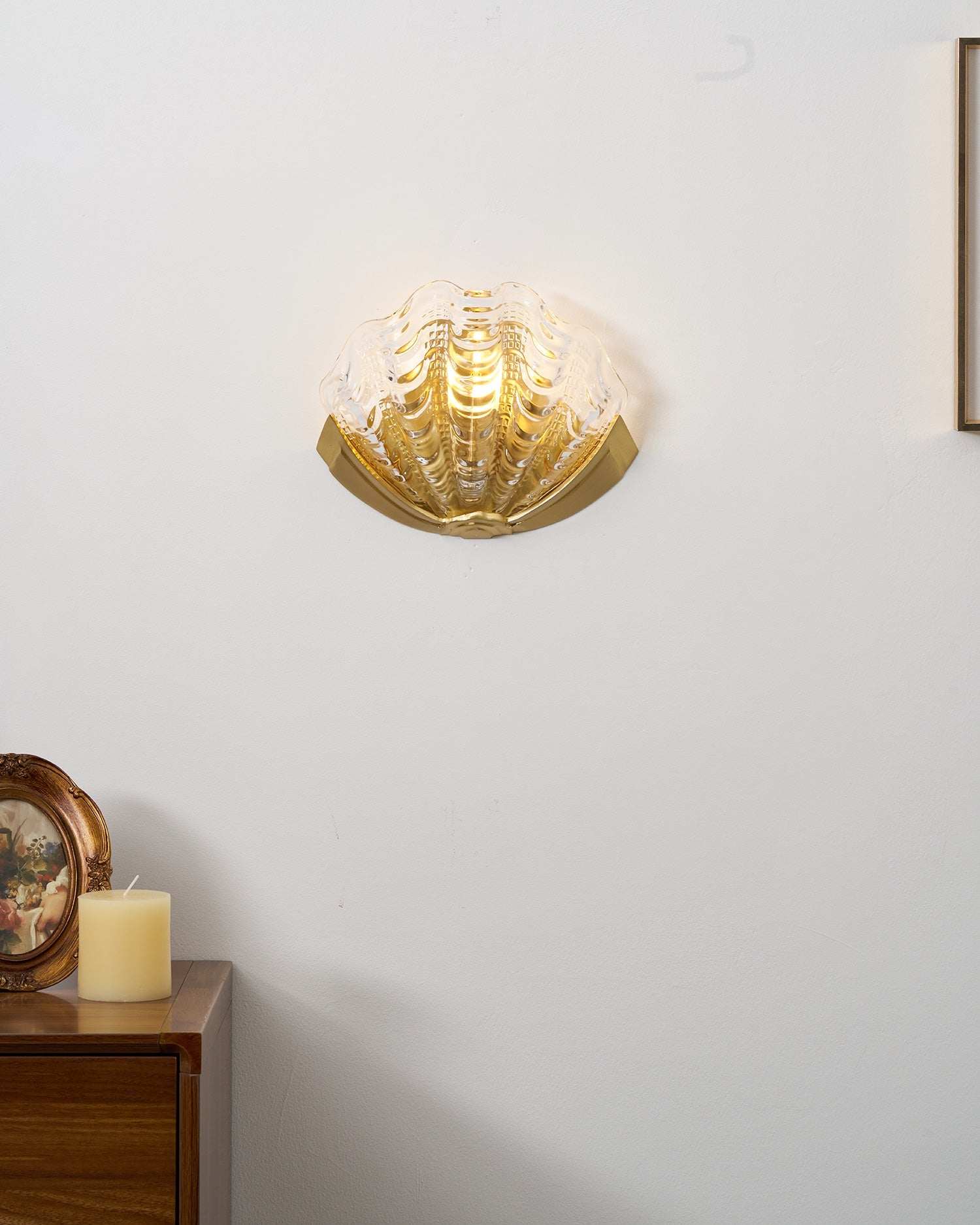 Art Deco Scallop Wall Sconce