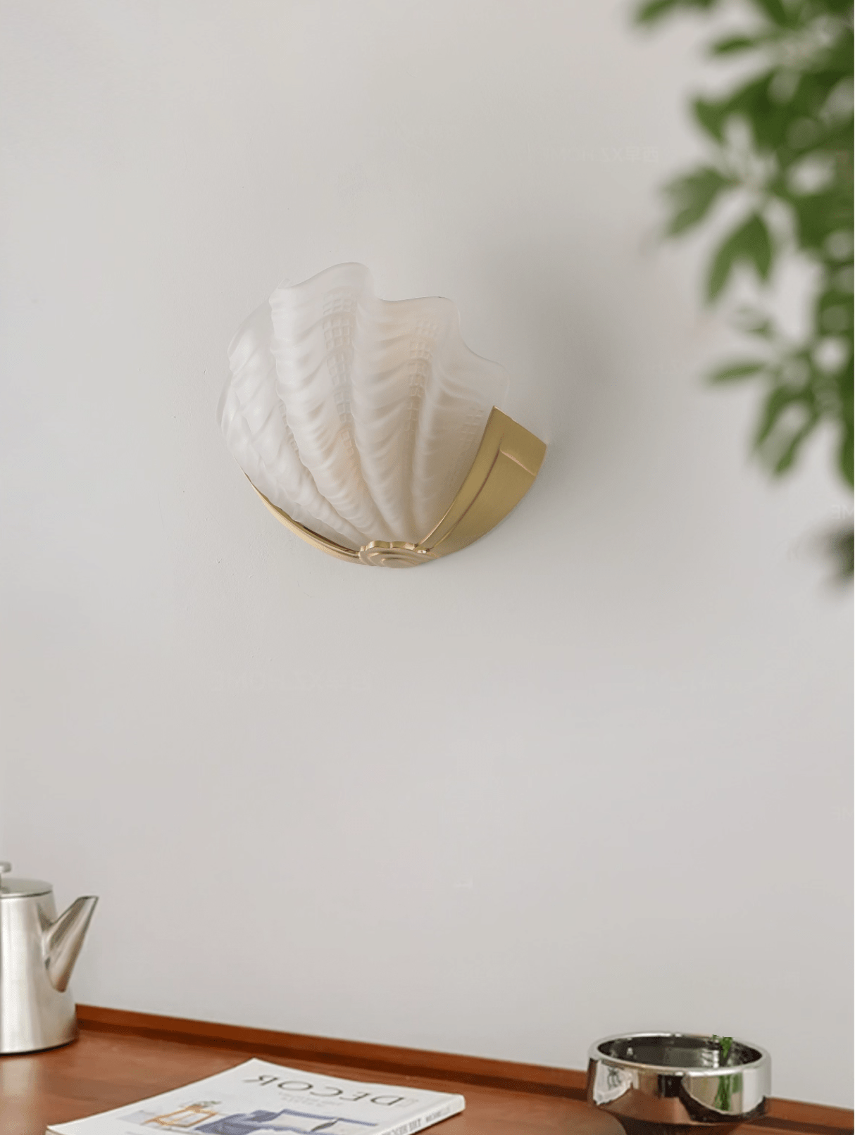 Art Deco Scallop Wall Sconce