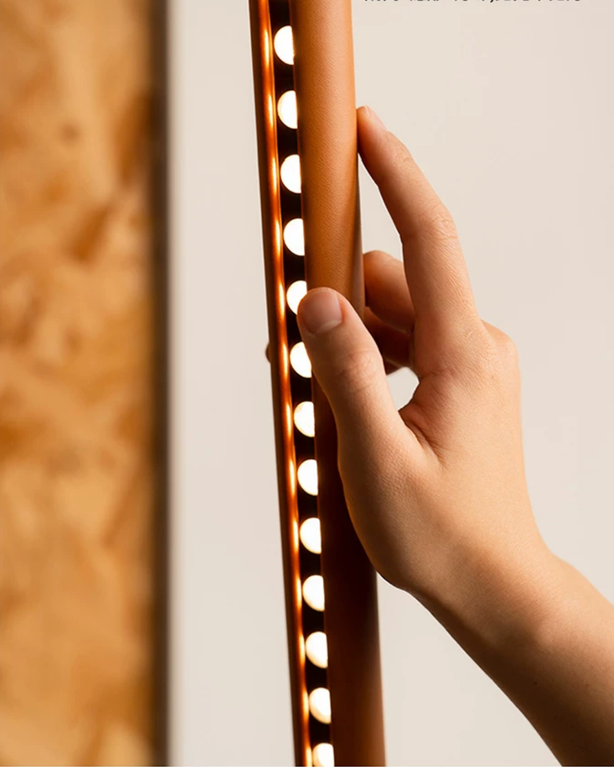 Avenor Inclined Linear Floor Lamp