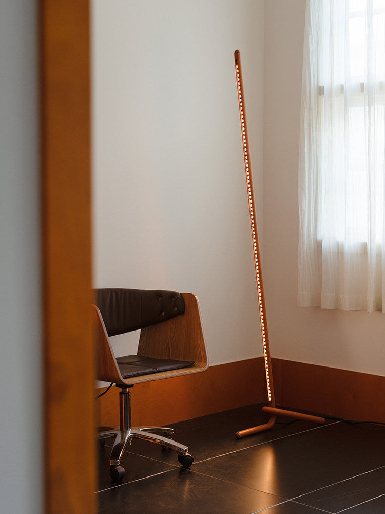 Avenor Inclined Linear Floor Lamp