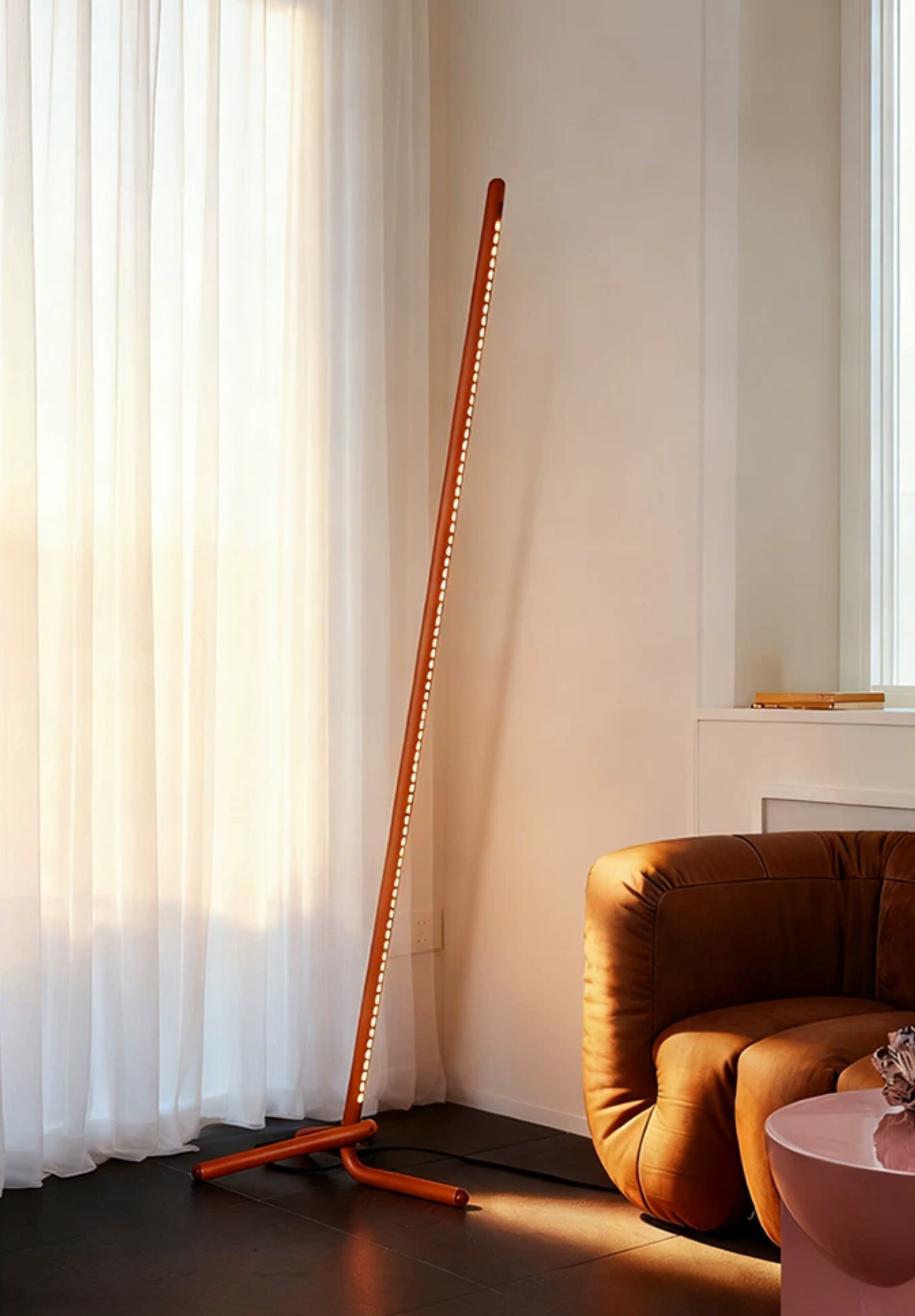 Avenor Inclined Linear Floor Lamp