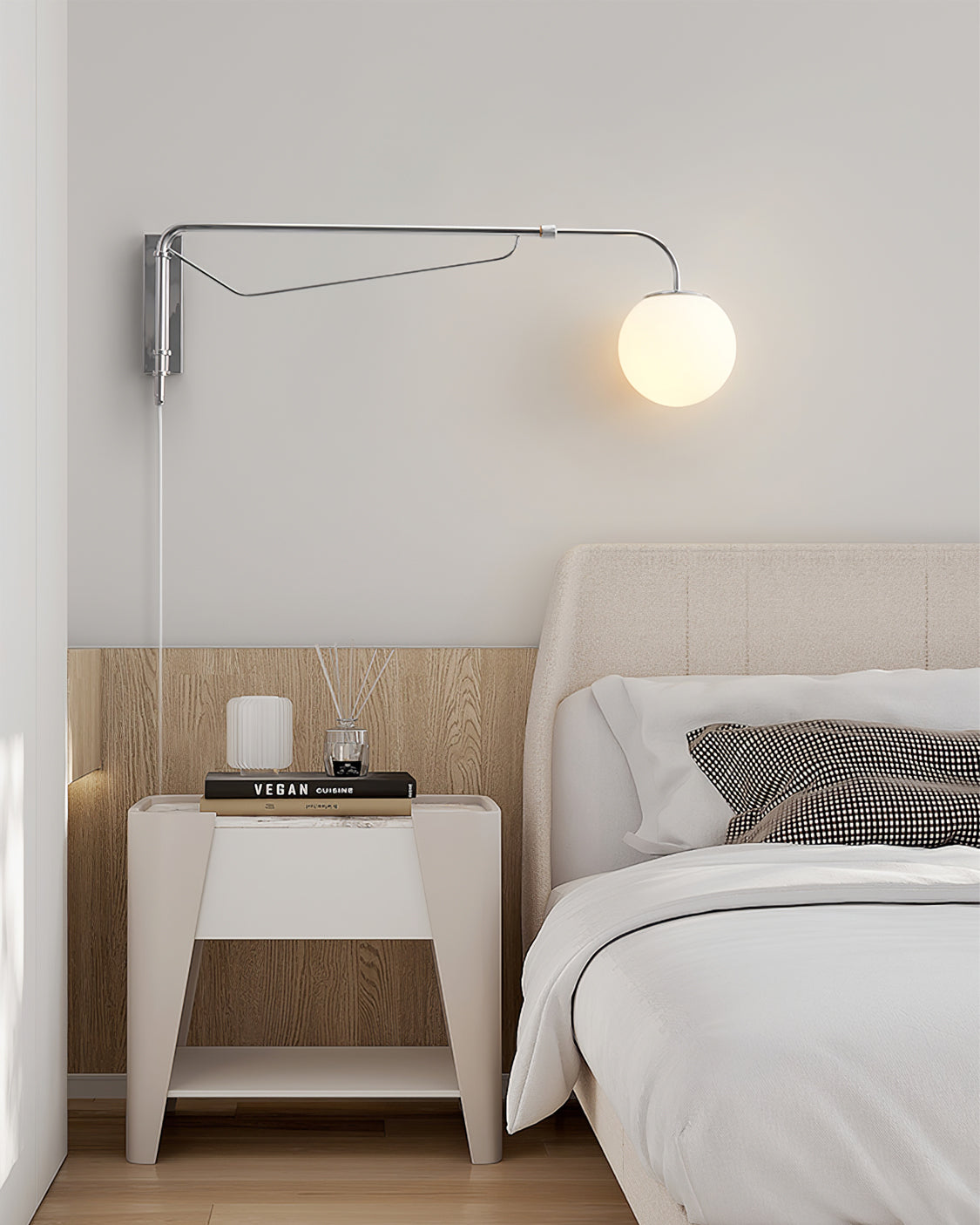 Averyn Telescopic Wall Lamp