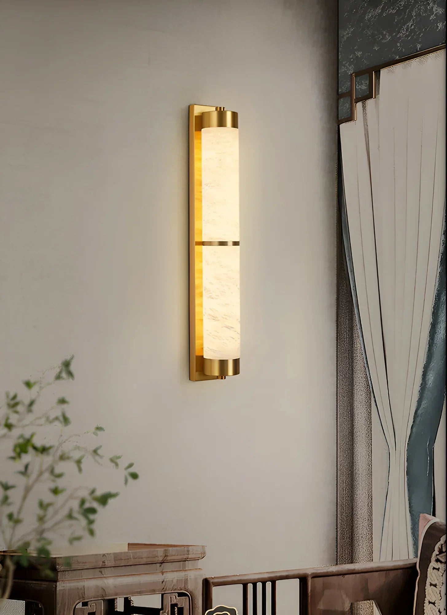 Calista Linear Alabaster Brass Sconce
