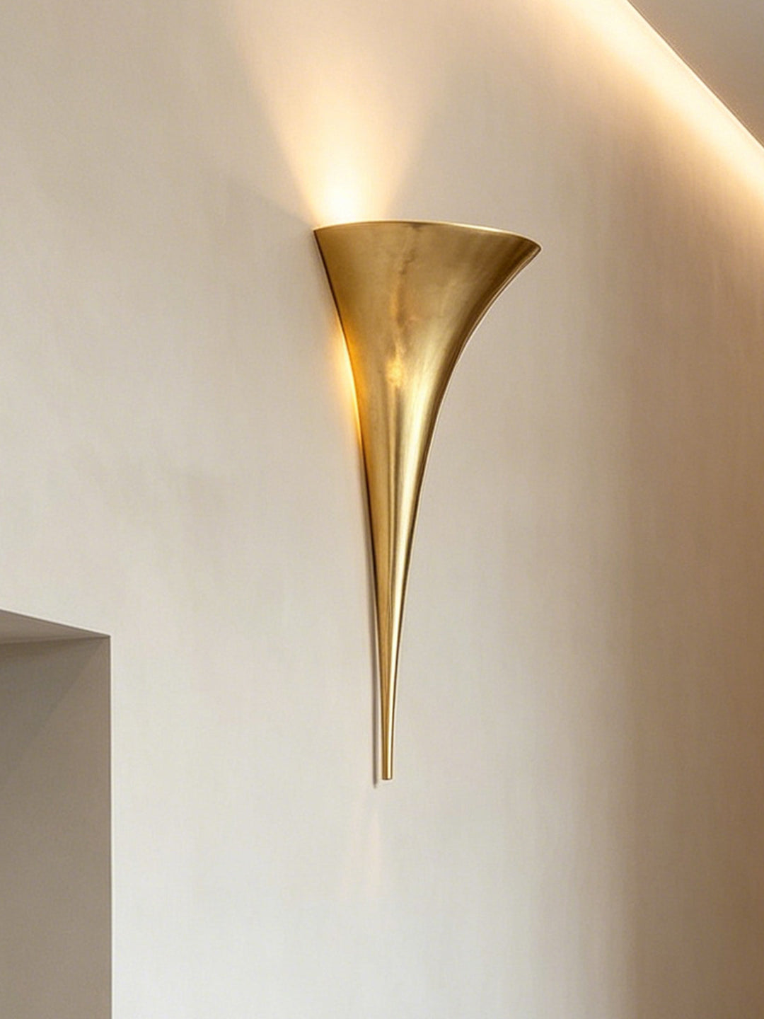 Calla Copper Trumpet Wall Sconce