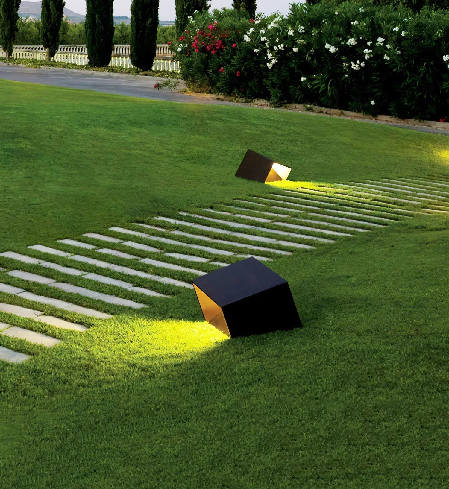 Cavora Cube LED Garden Light