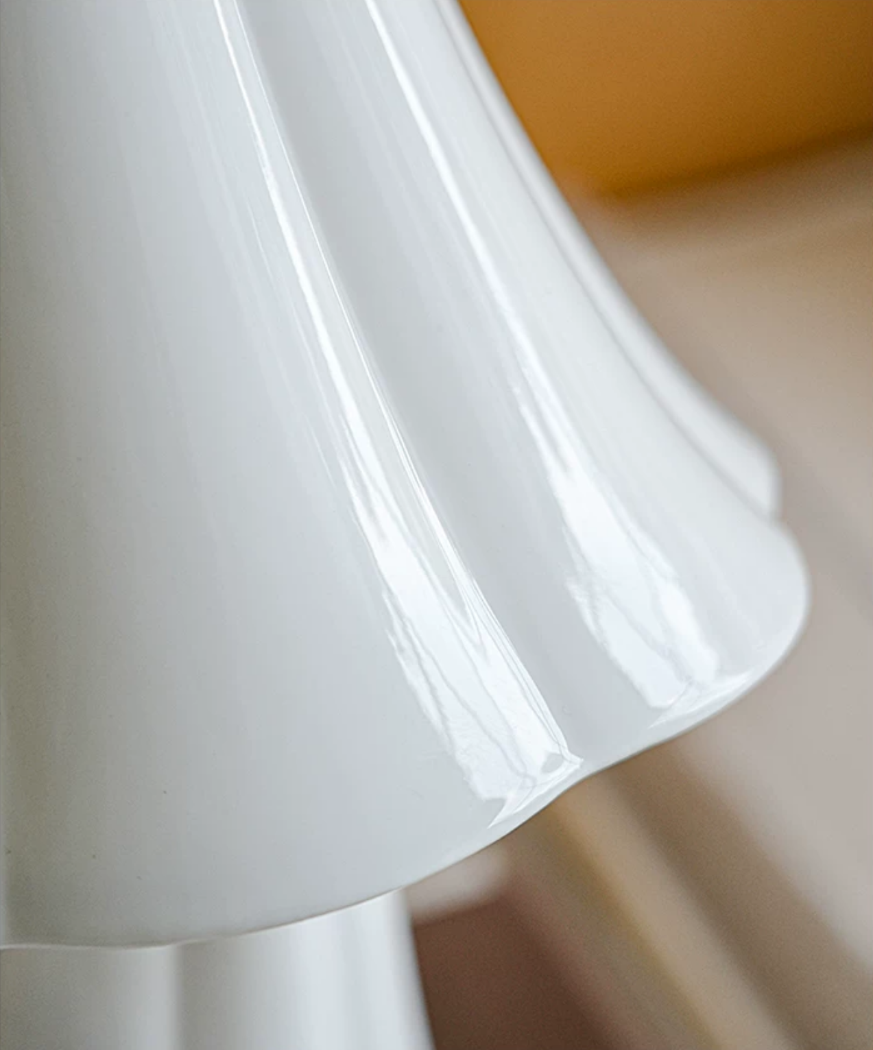 Cerelle Bloom Rechargeable Ceramic Table Lamp