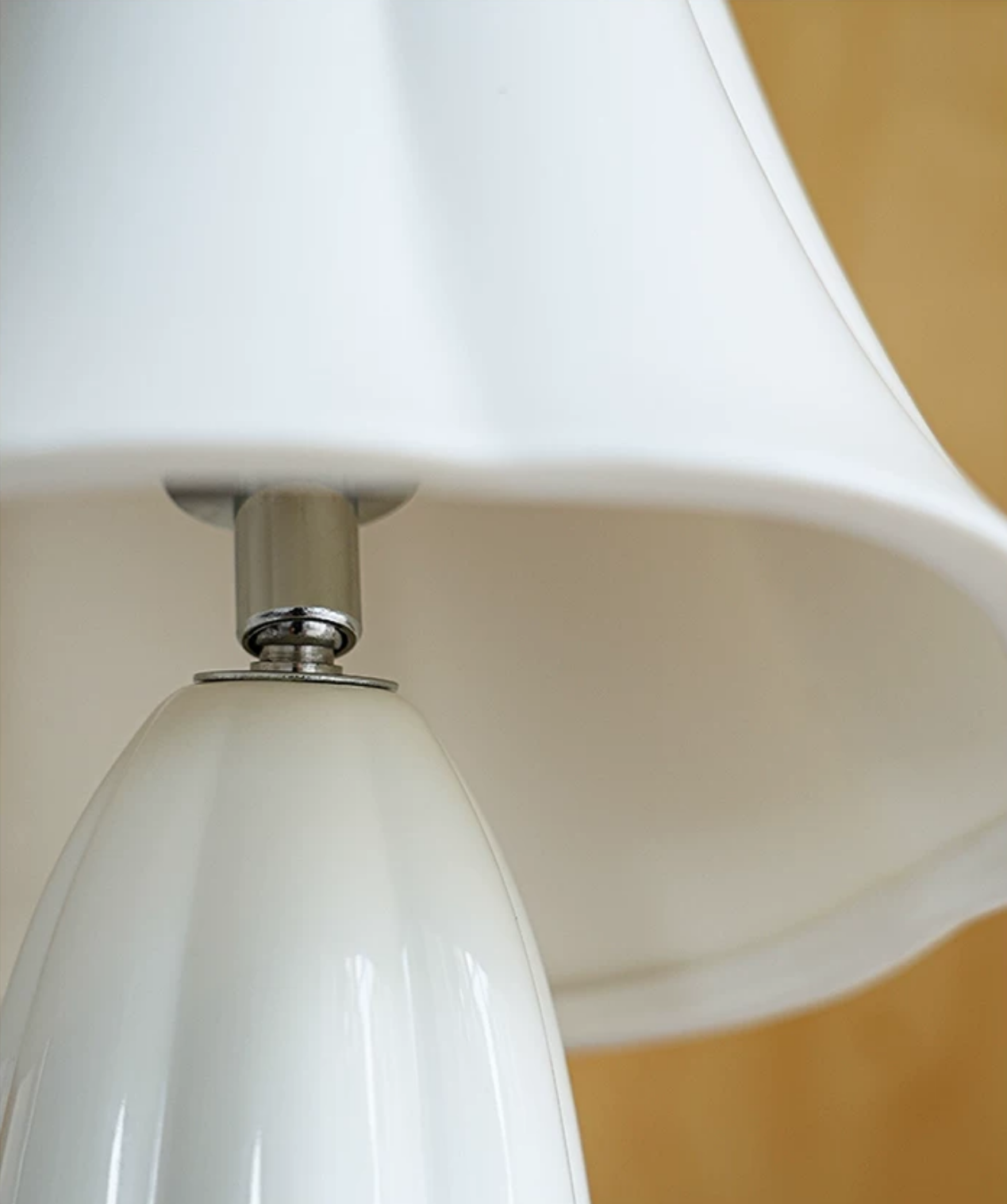 Cerelle Bloom Rechargeable Ceramic Table Lamp
