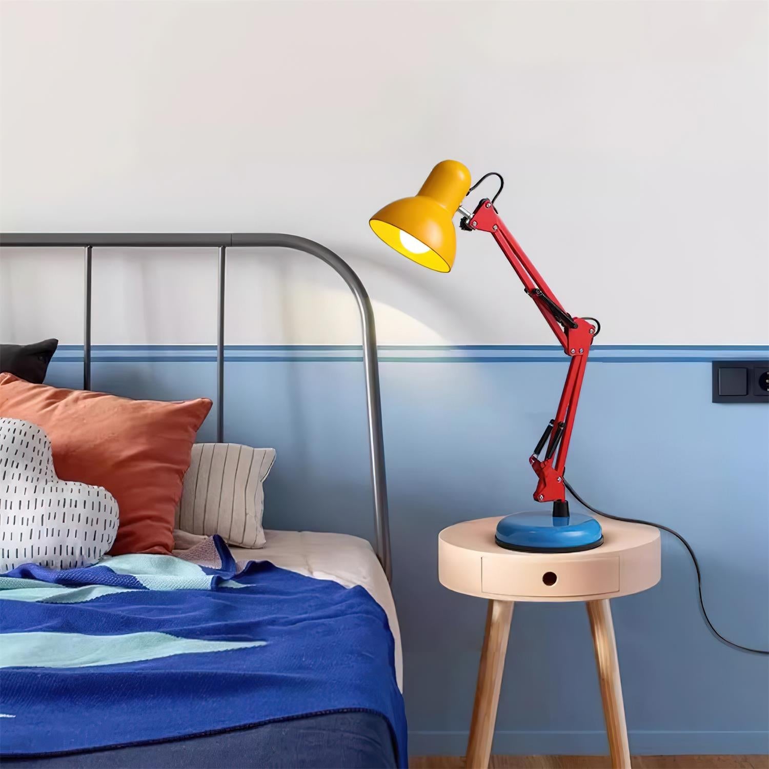 Chromaflex Adjustable Table Lamp