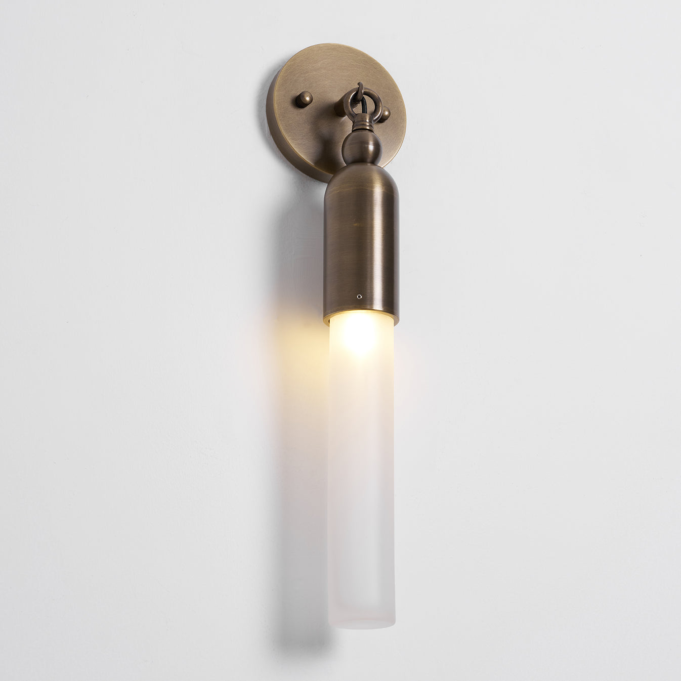 Darby Wall Lamp
