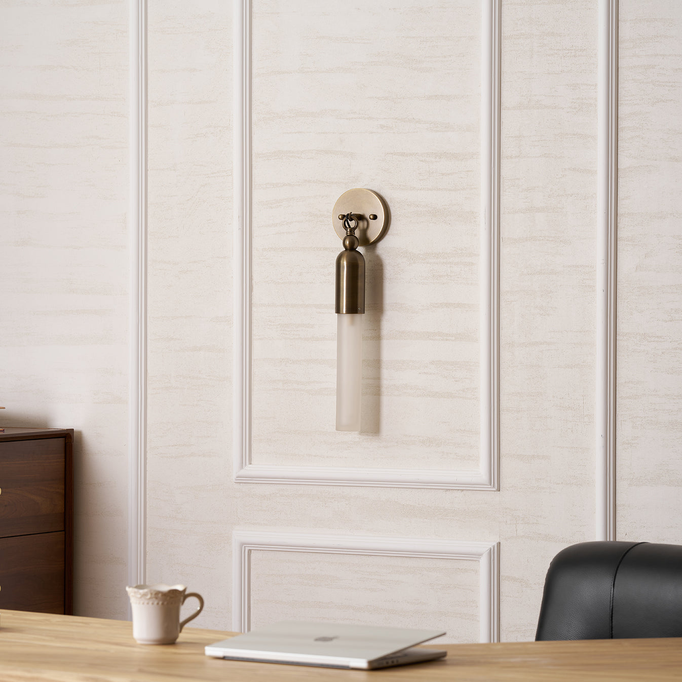 Darby Wall Lamp