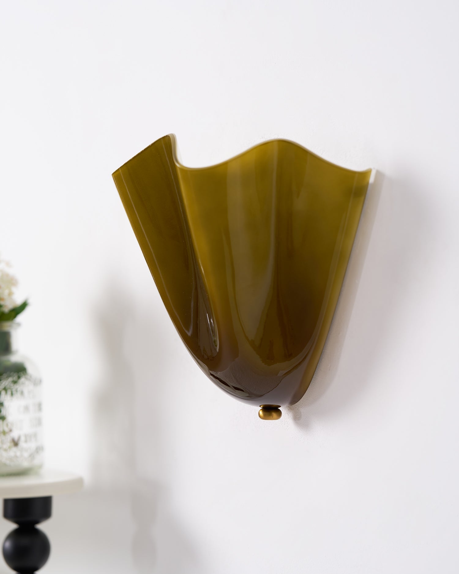 Elara Petal Glass Wall Sconce