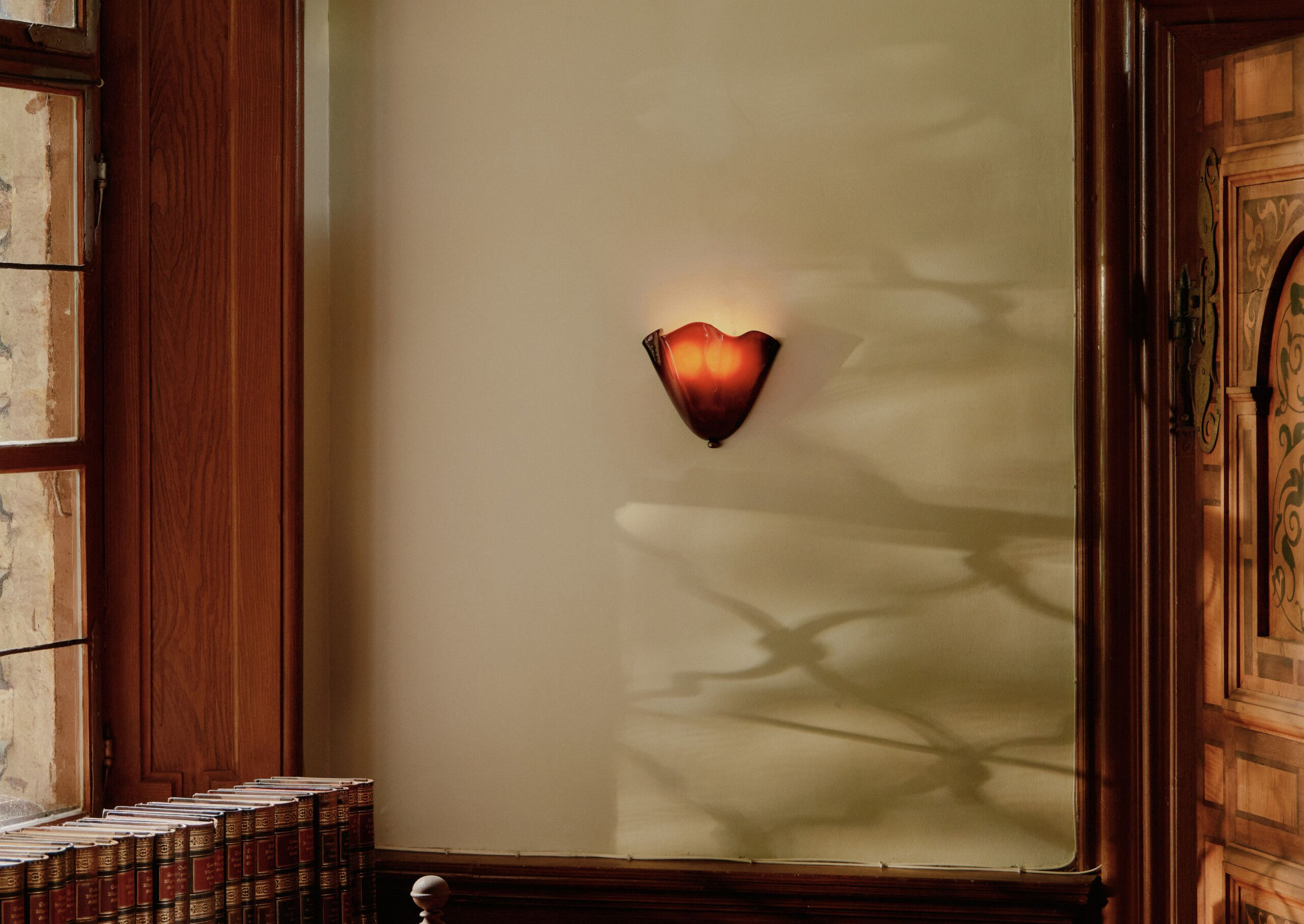 Elara Petal Glass Wall Sconce