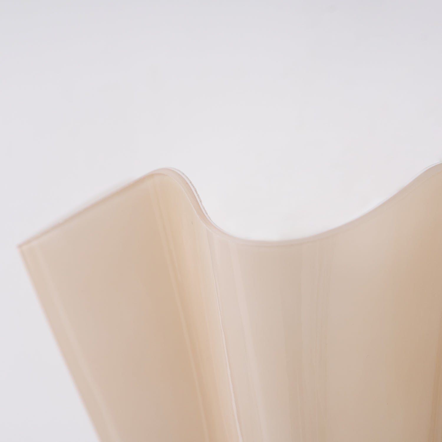 Elara Petal Glass Wall Sconce
