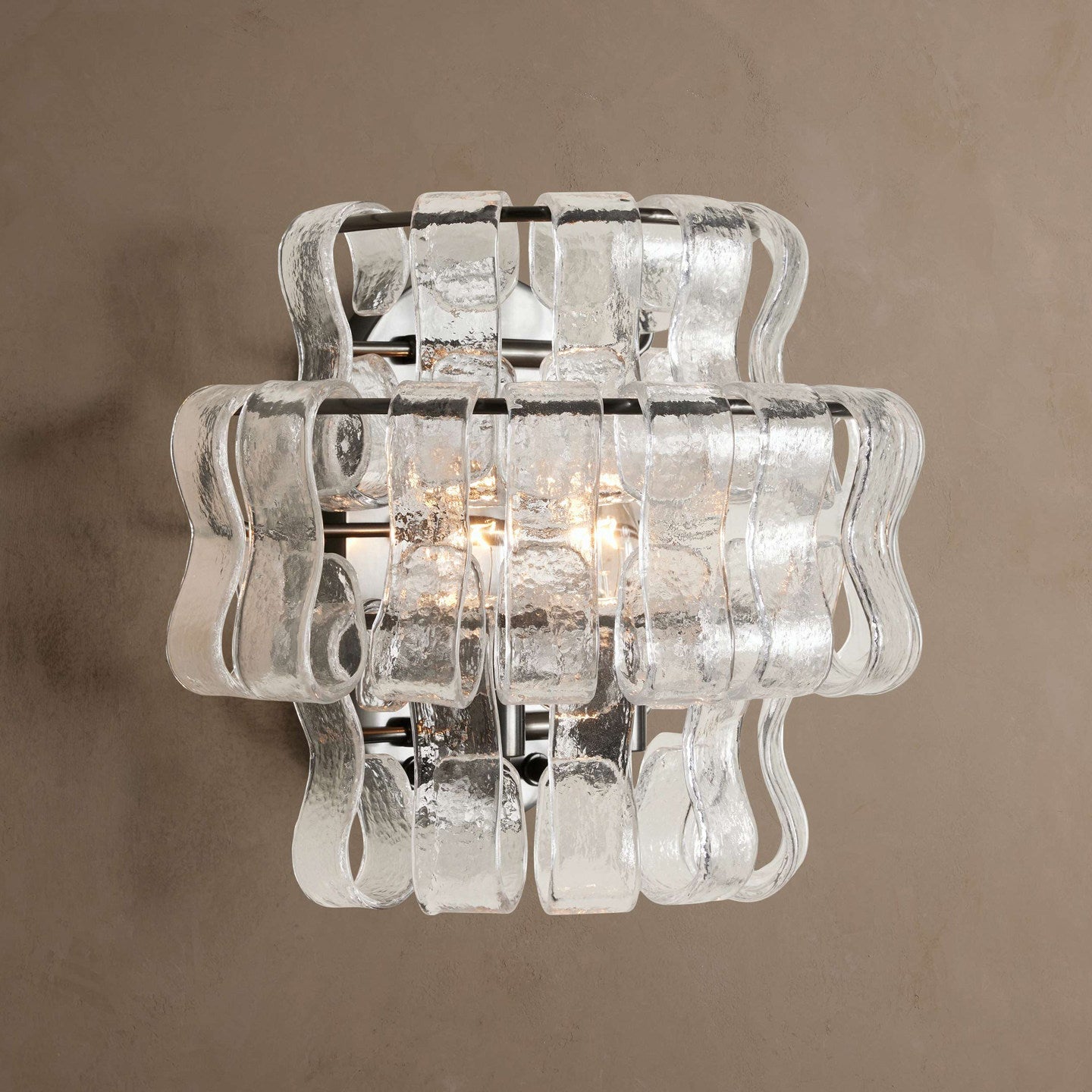 Elvaren Sculptural Wall Sconce