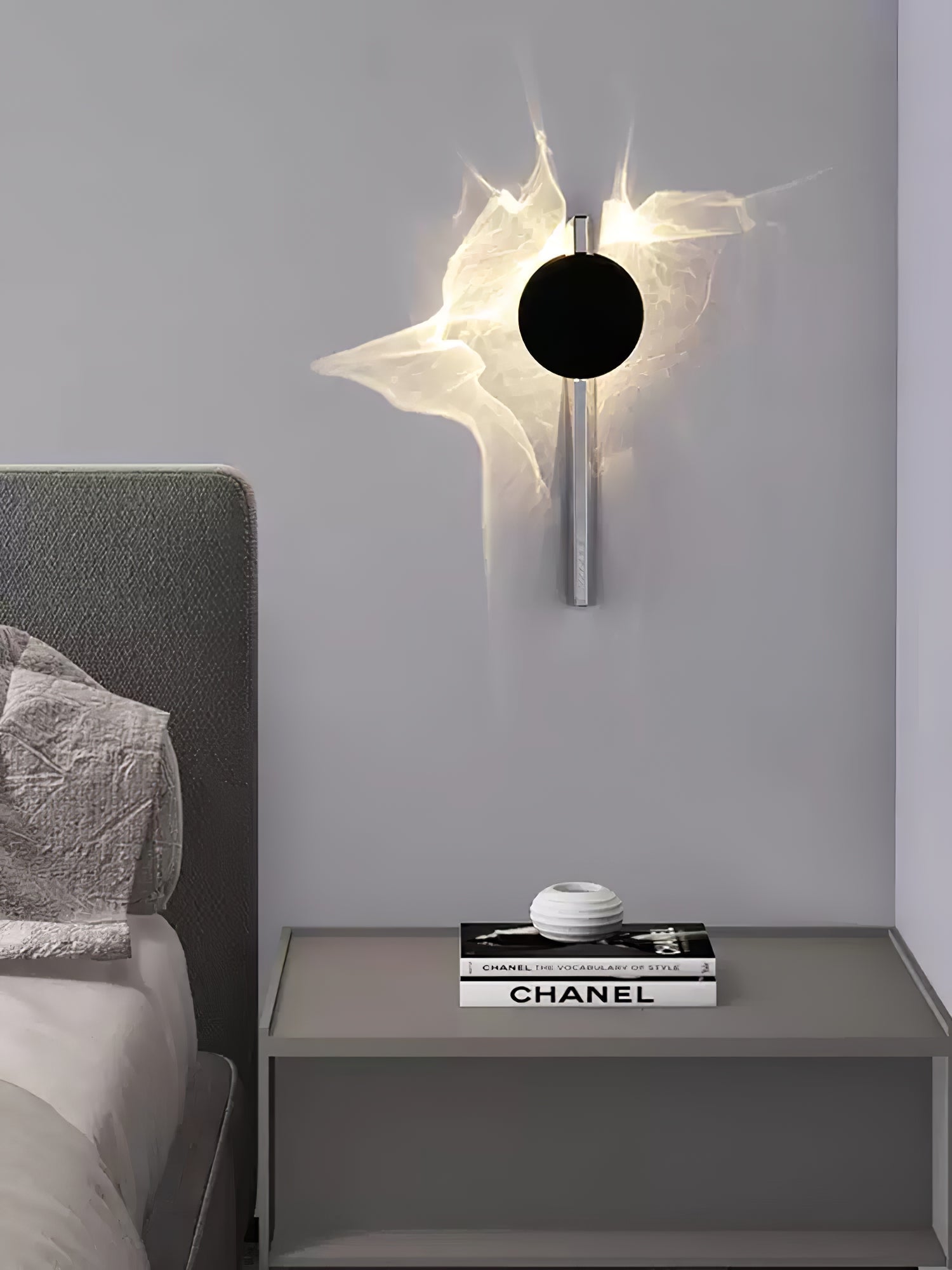 Kinetic Shadow Wall Lamp