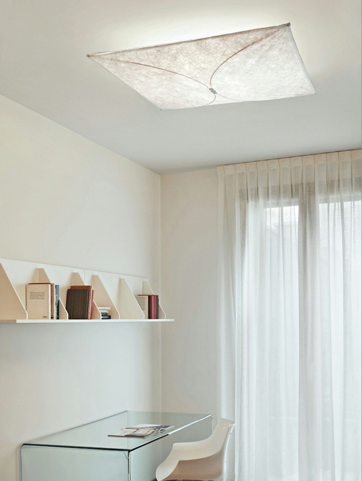 Kite Shaped Paper Wall Lamp