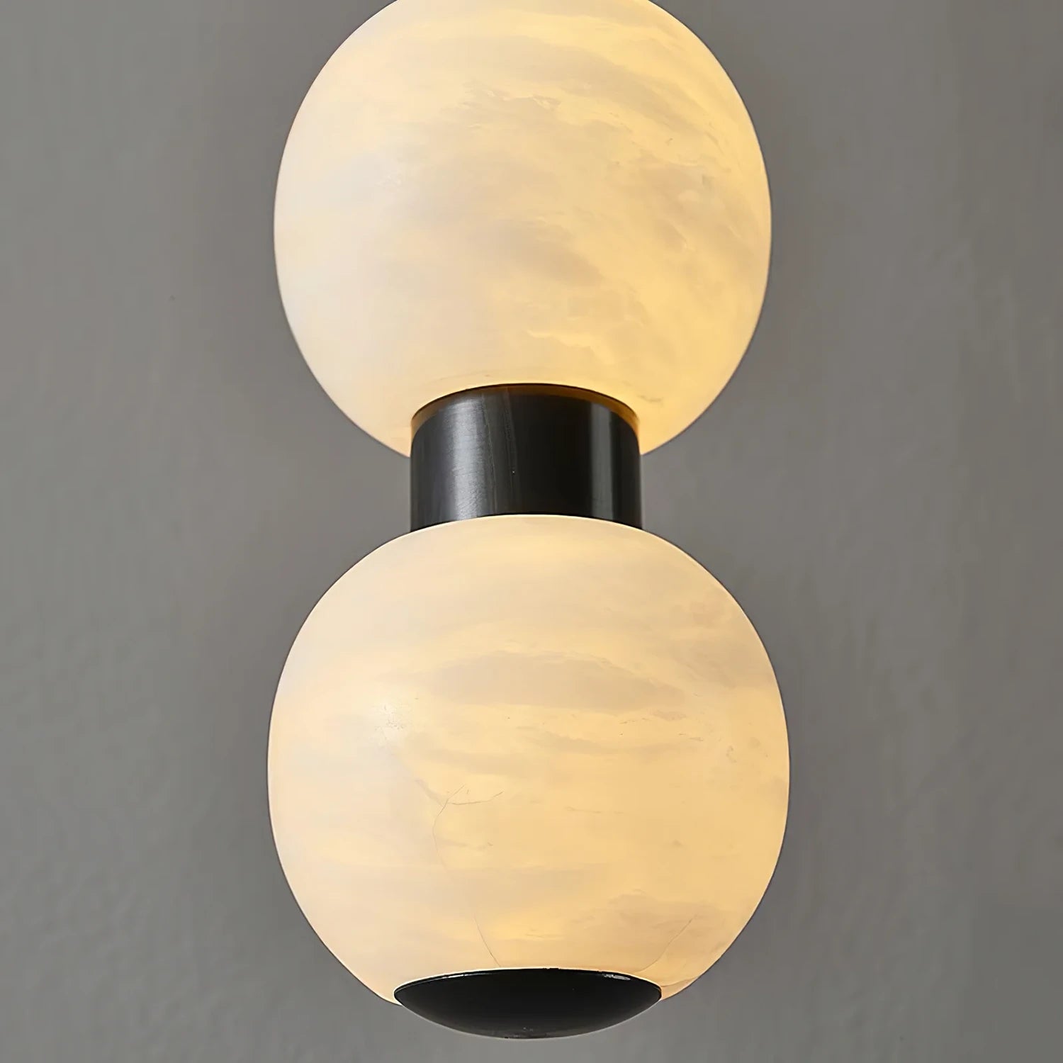 Linear Orbique Alabaster Bead Pendant Light