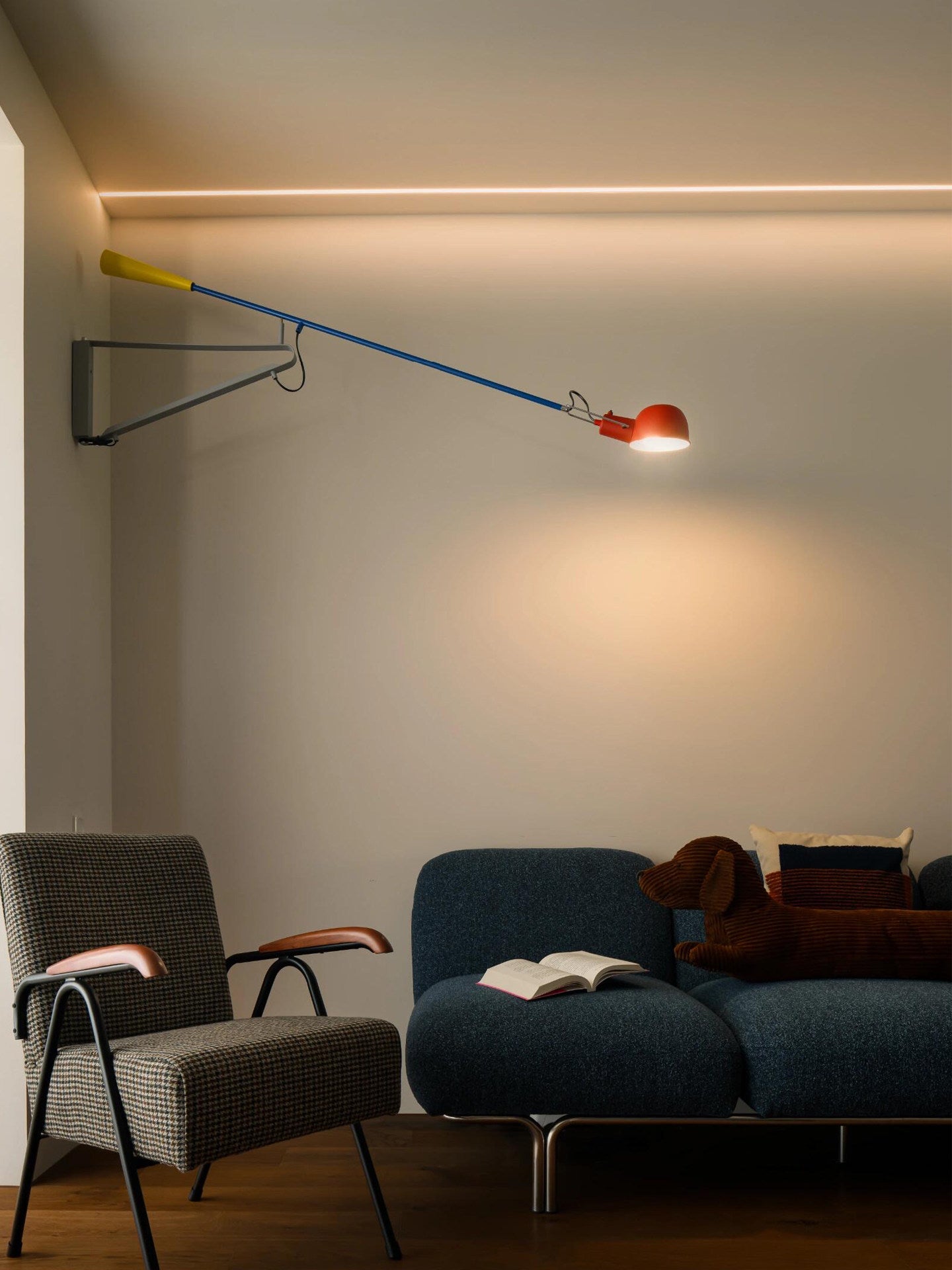 Long Swing Arm Wall Lamp