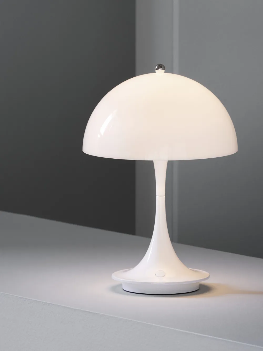 Lunora Dome Rechargeable Table Lamp