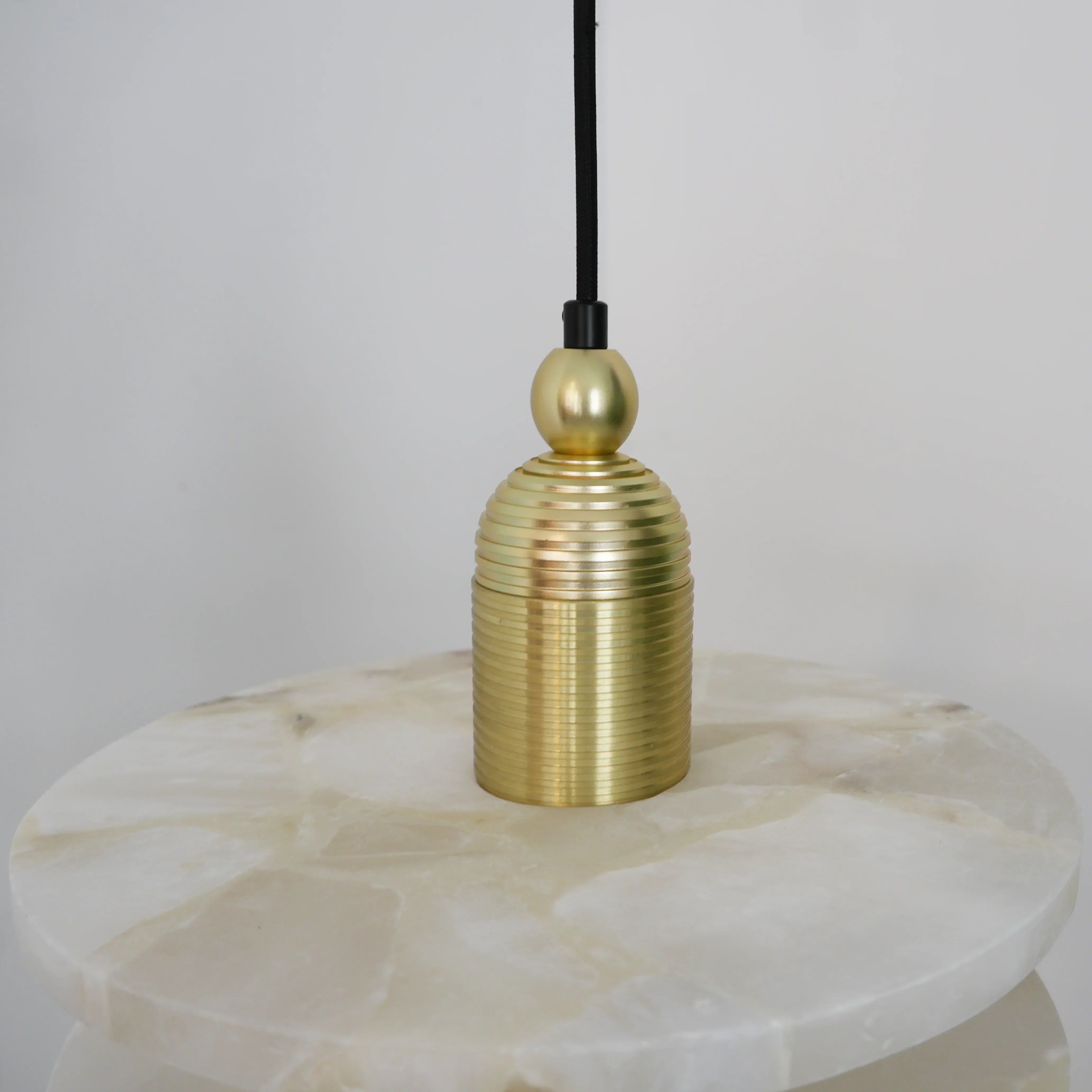 Lupa Alabaster Pendant Lamp