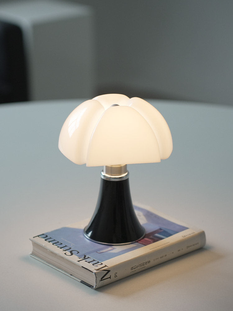 Minipipistrello Cordless Table Lamp