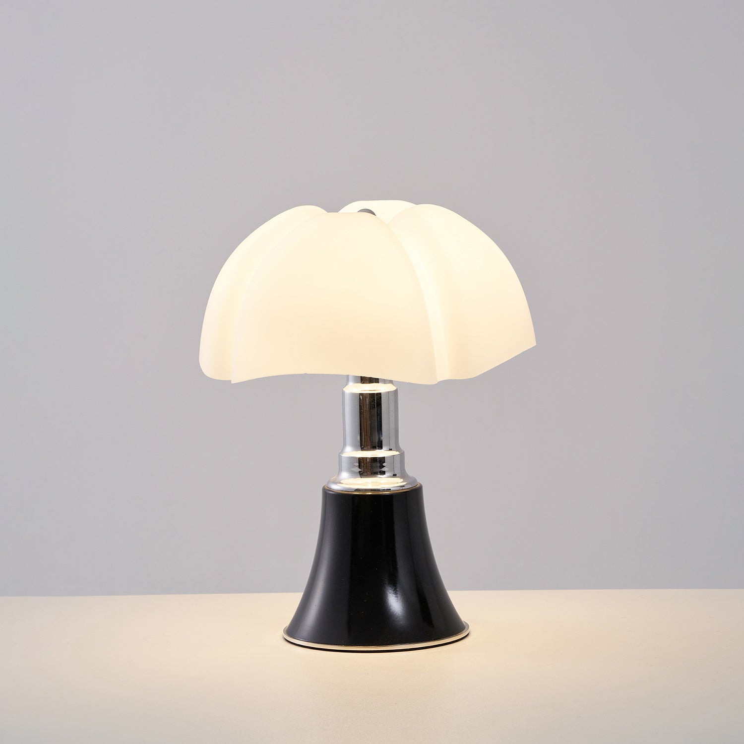 Minipipistrello Table Lamp