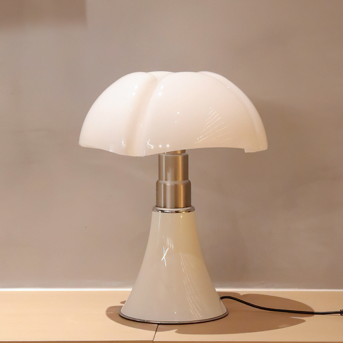 Minipipistrello Table Lamp