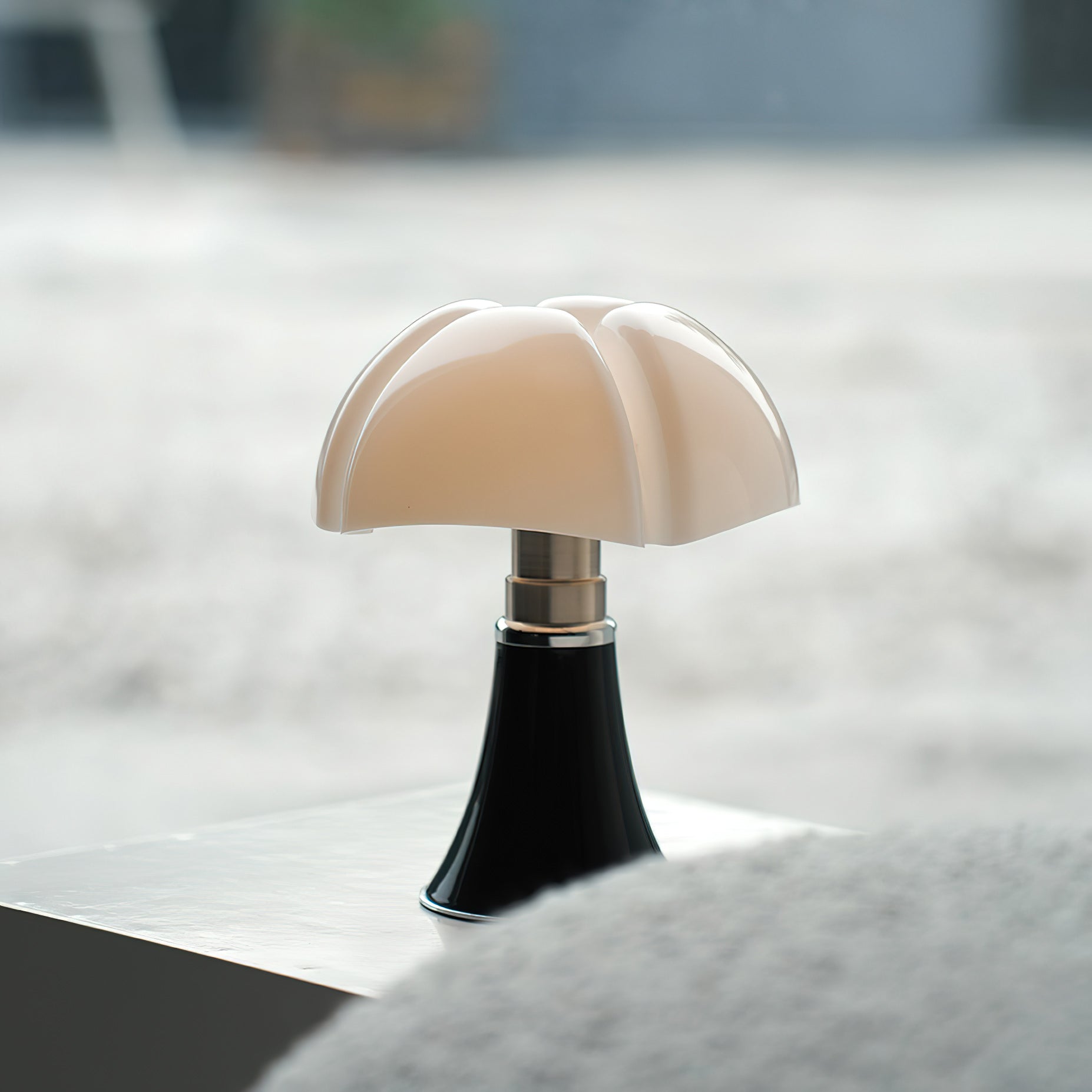 Minipipistrello Table Lamp