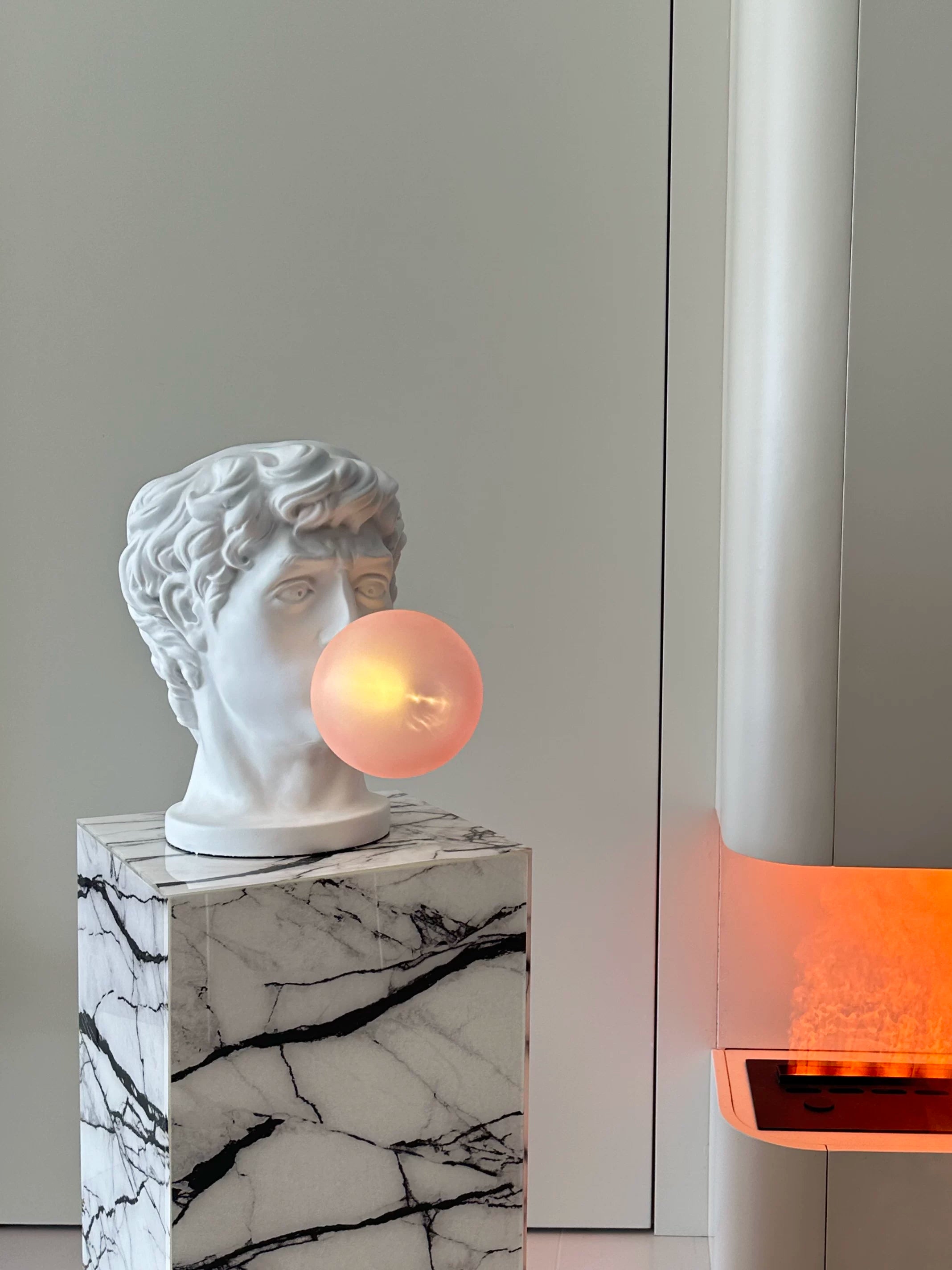 Mira Portrait Table Lamp