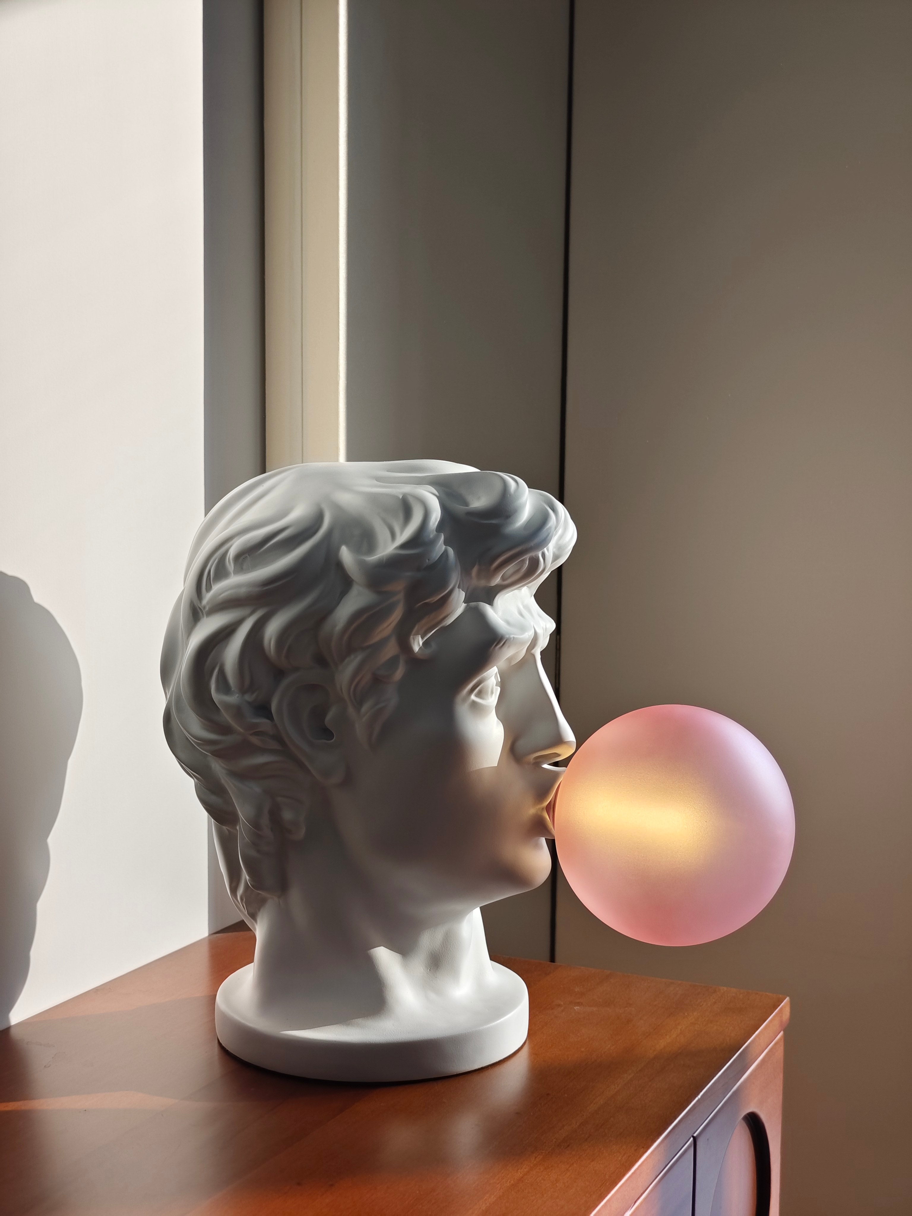 Mira Portrait Table Lamp