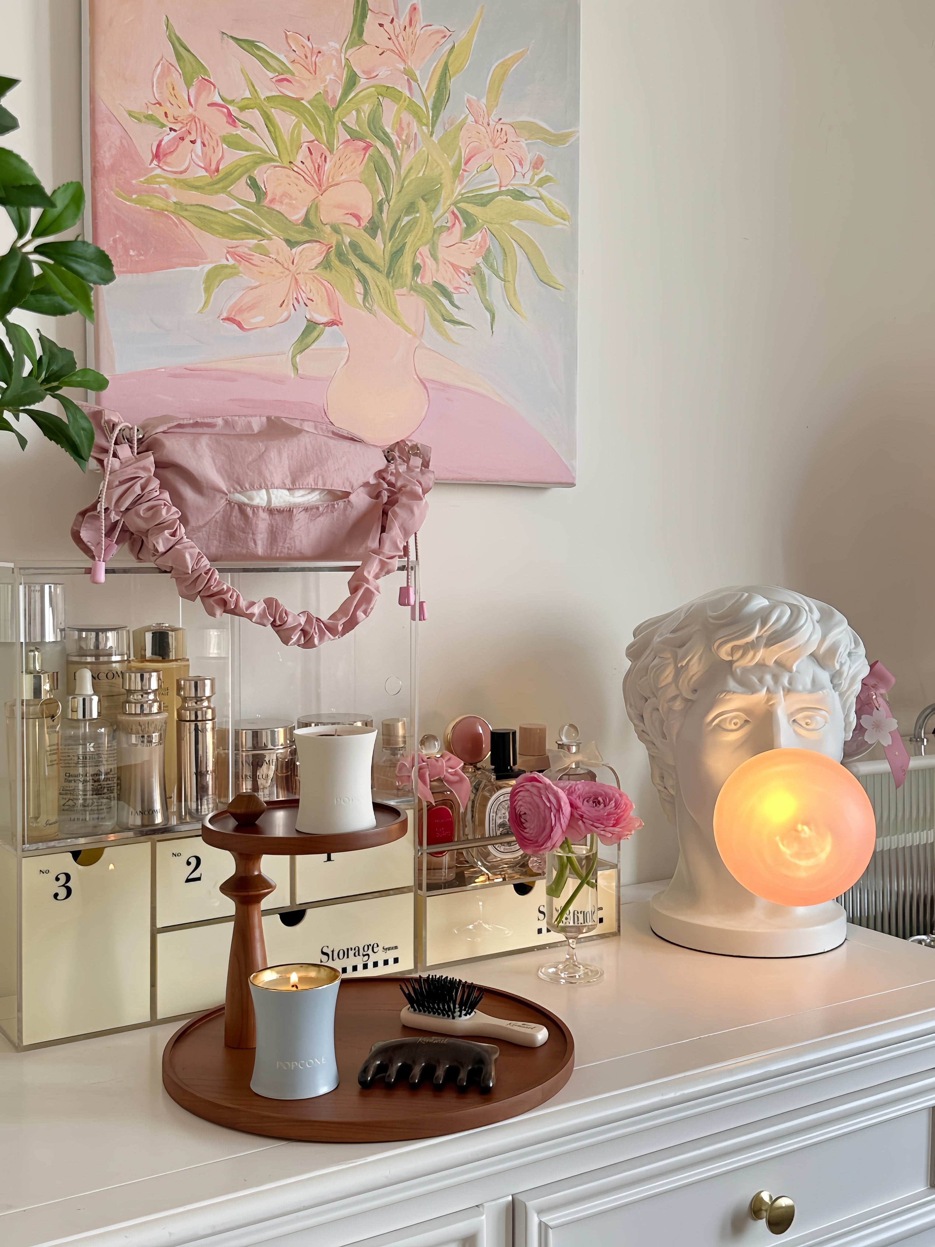 Mira Portrait Table Lamp