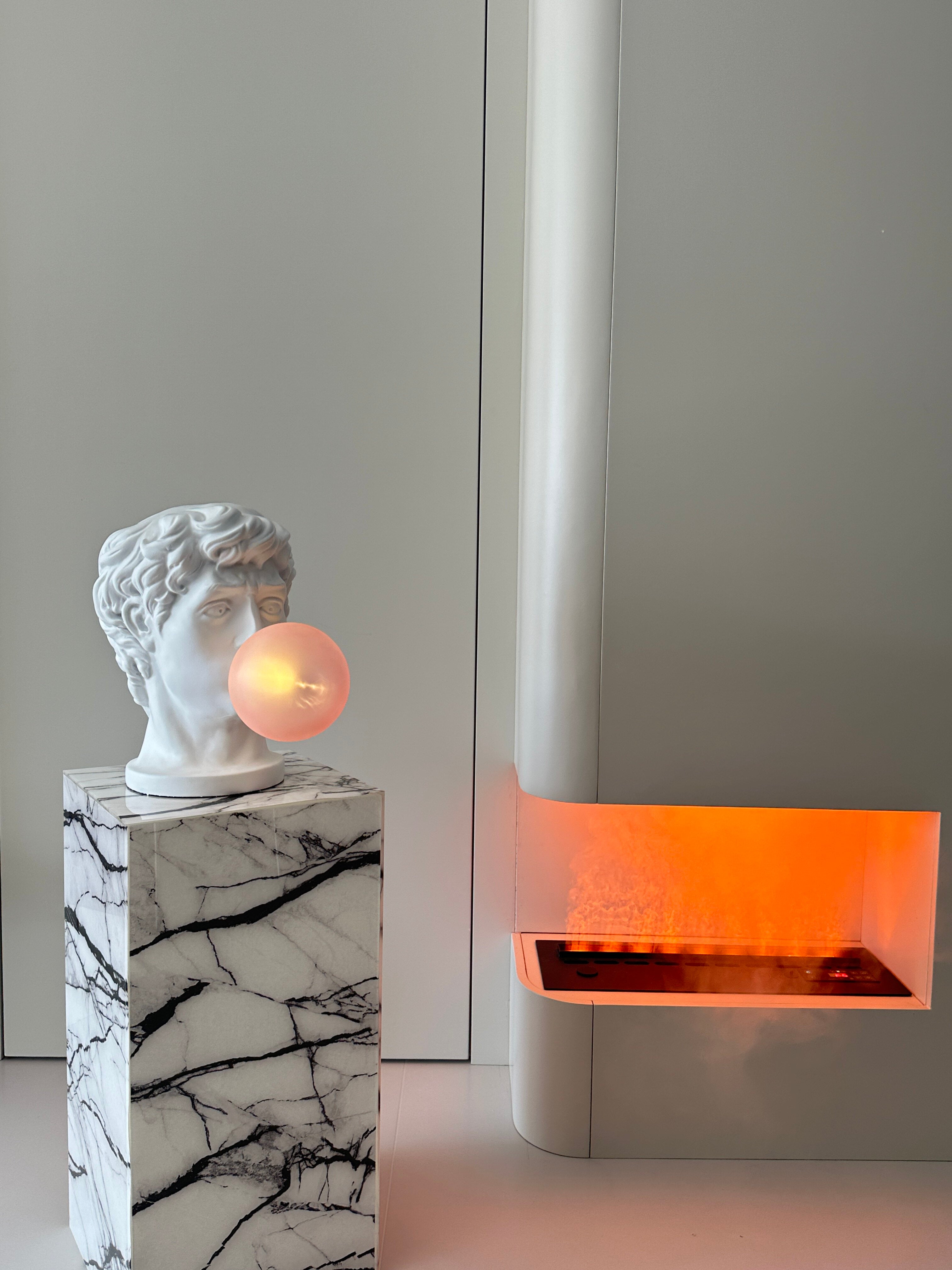 Mira Portrait Table Lamp