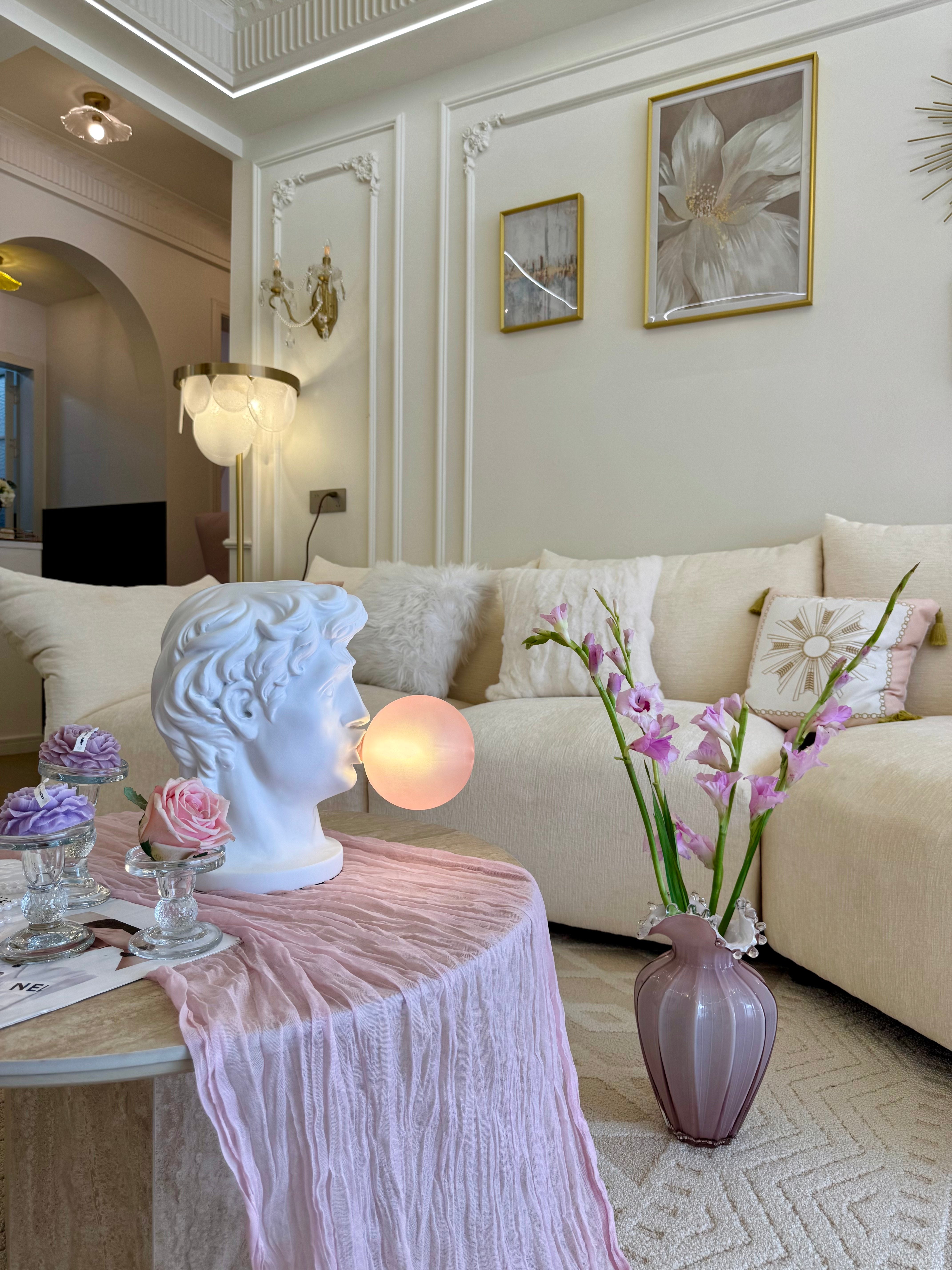 Mira Portrait Table Lamp