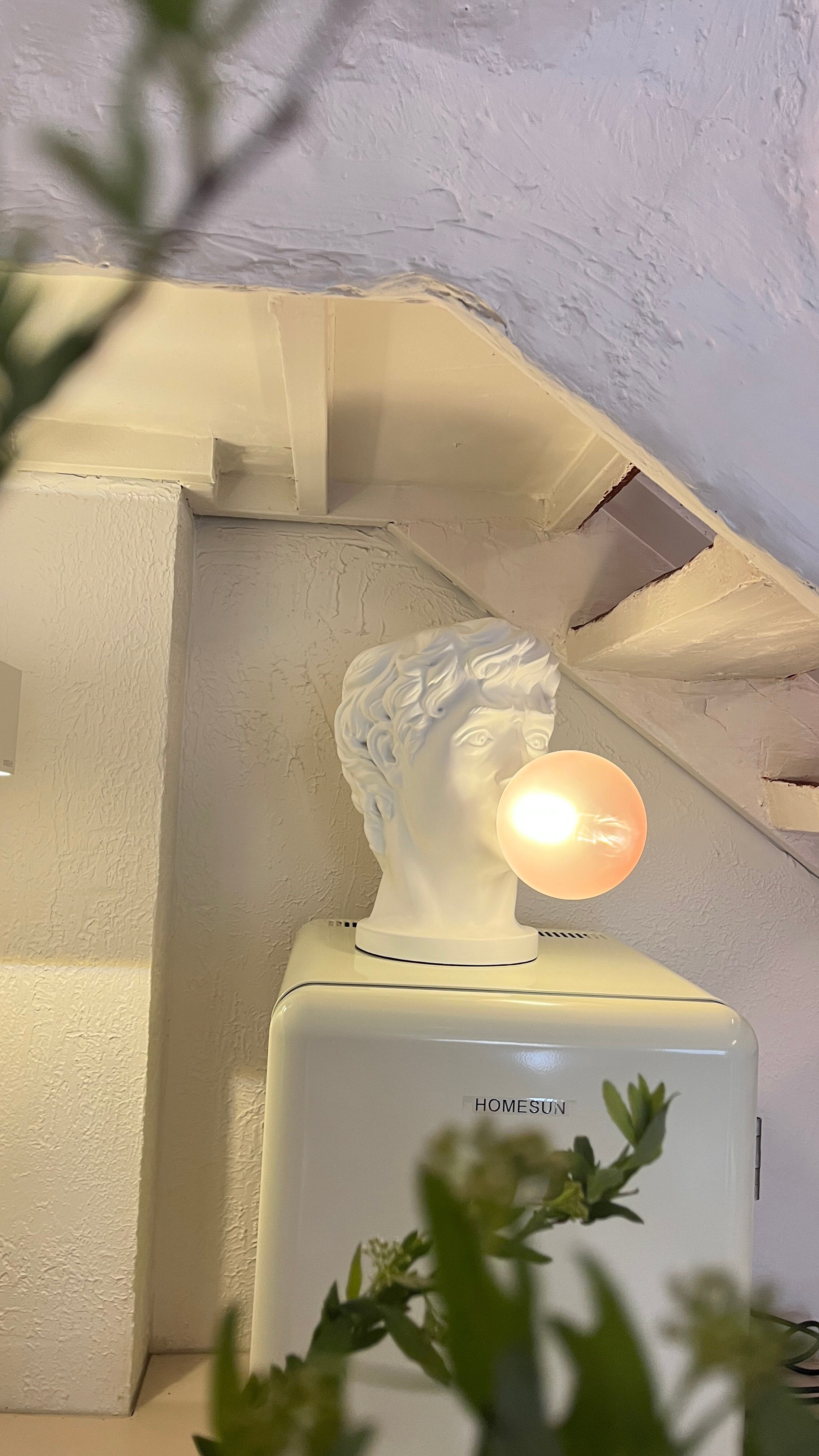 Mira Portrait Table Lamp
