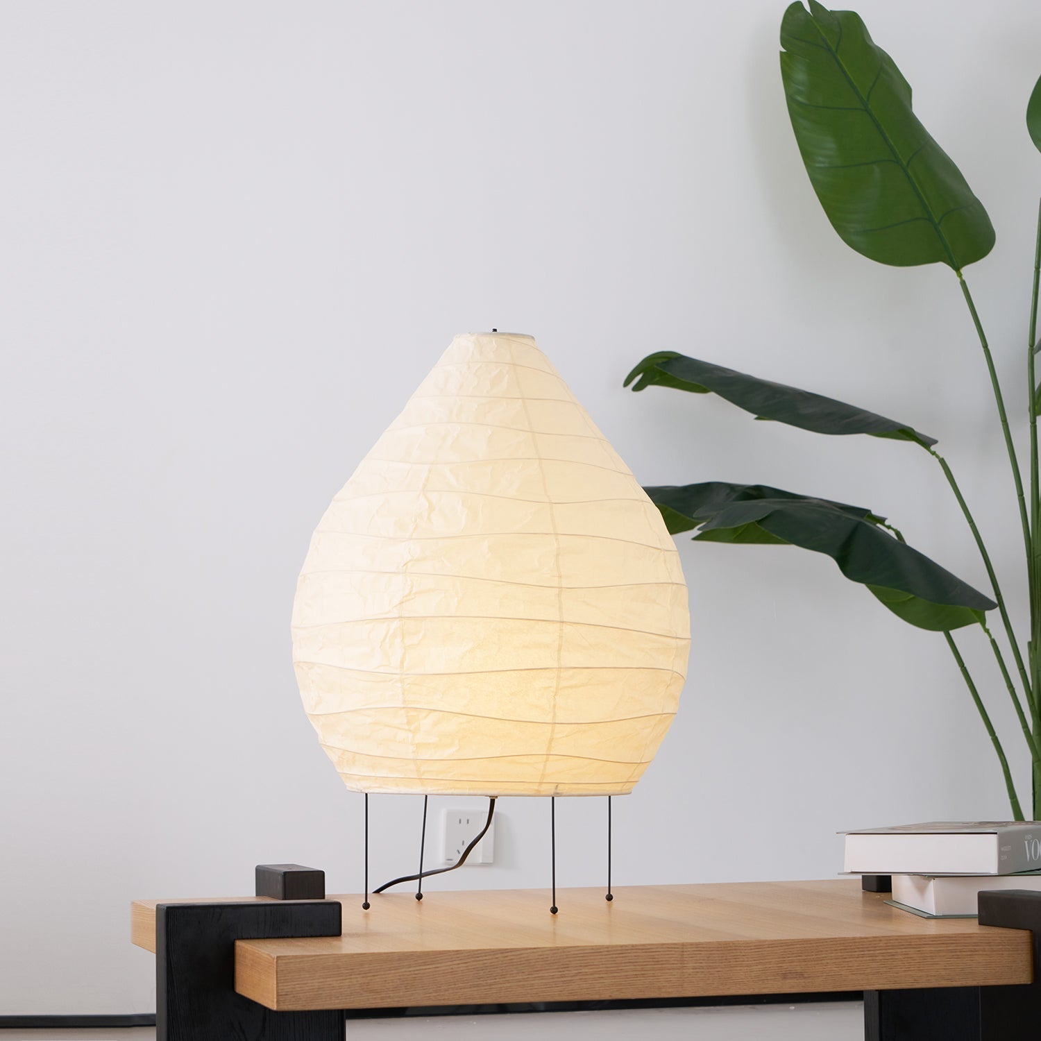 Akari 23N Table Lamp