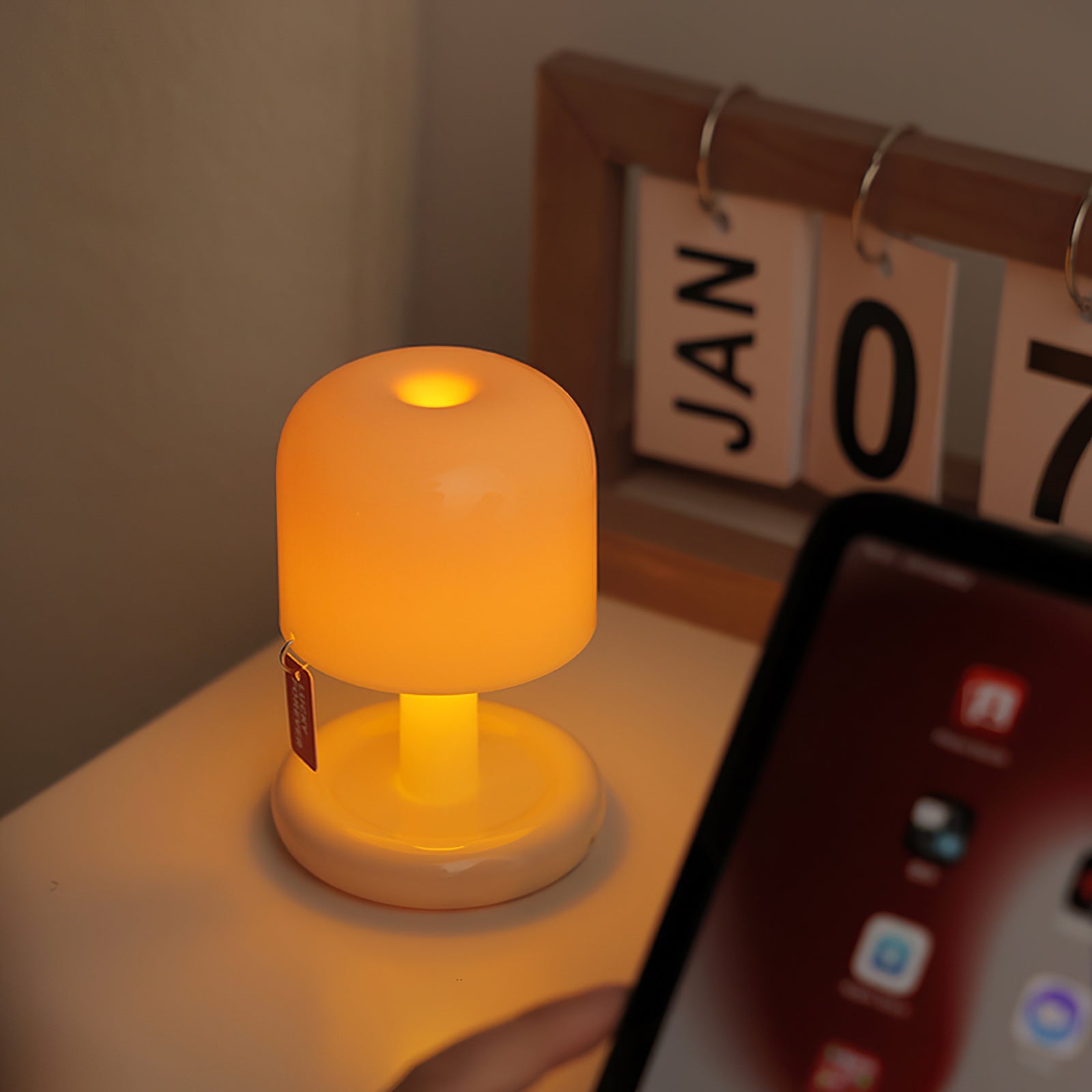 Nubo Mini Mushroom Rechargeable Table Lamp