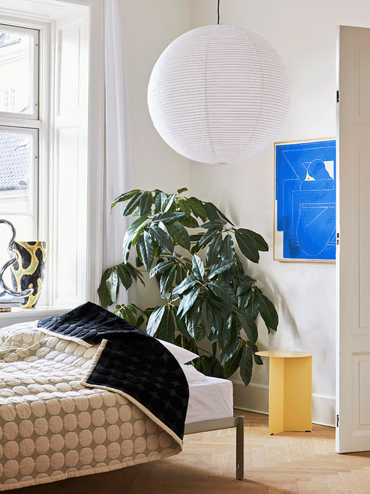 Suspension globe en papier Nuvora