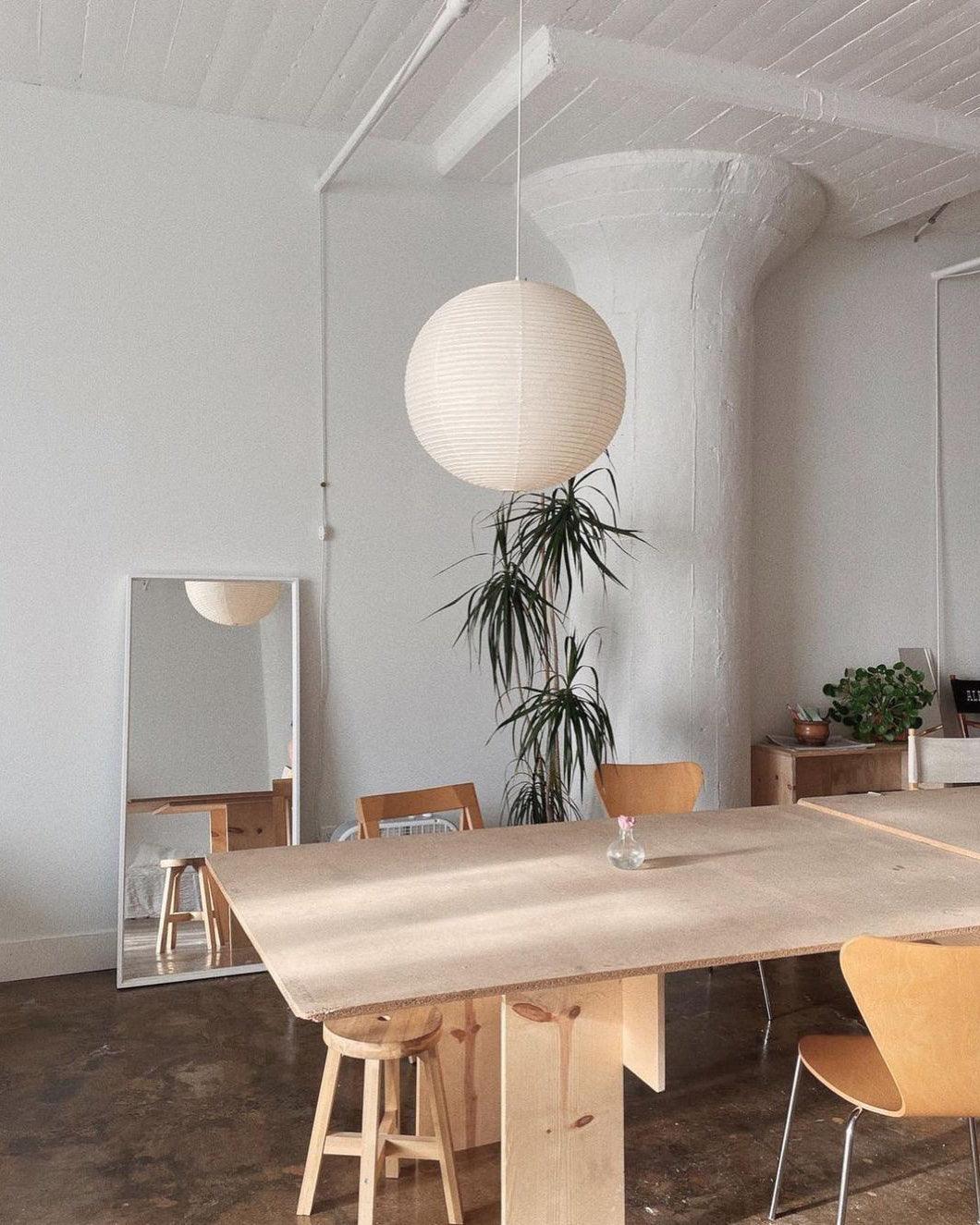 Suspension globe en papier Nuvora