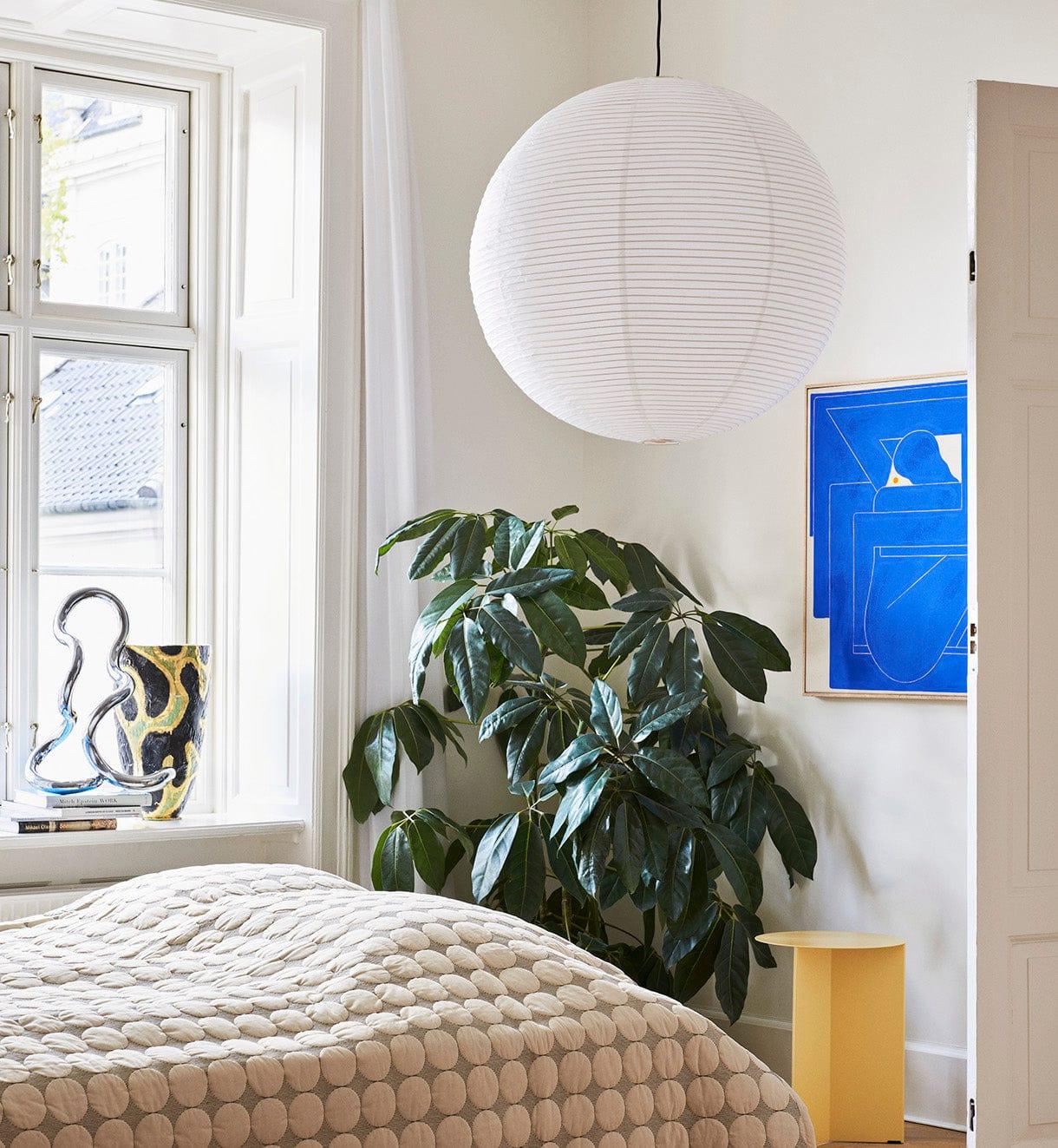 Suspension globe en papier Nuvora