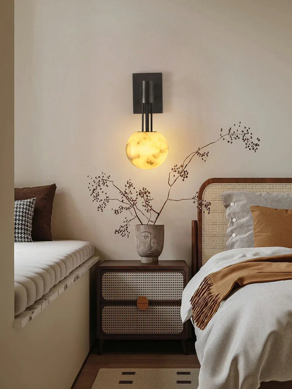 Obra Spherical Alabaster Wall Lamp